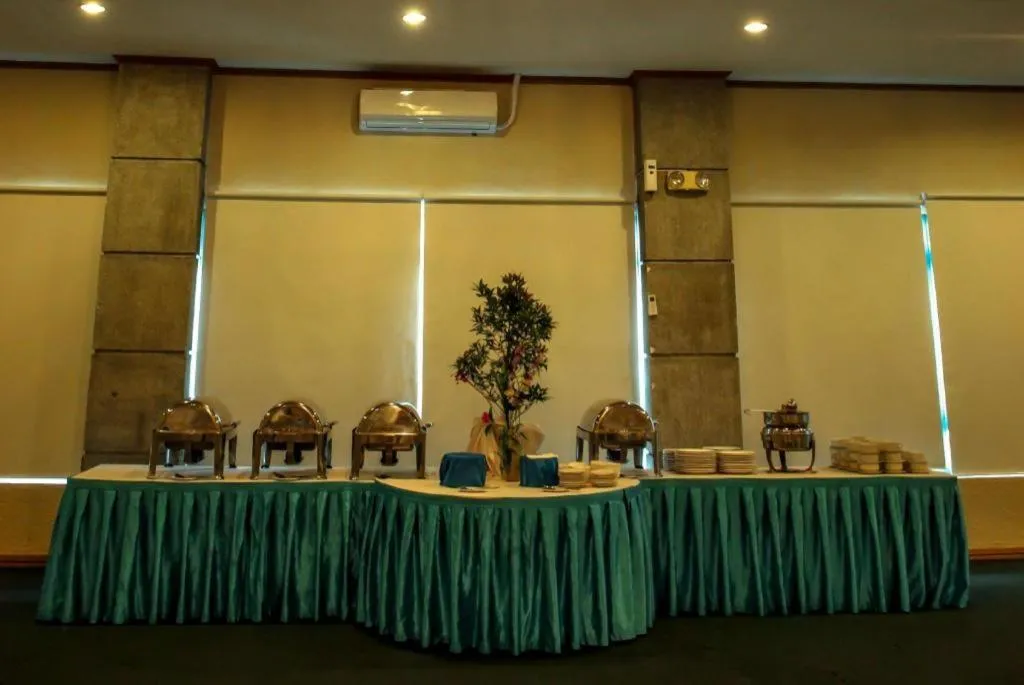 Days Hotel by Wyndham Tagaytay