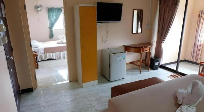 Bed in Sananwan Palace