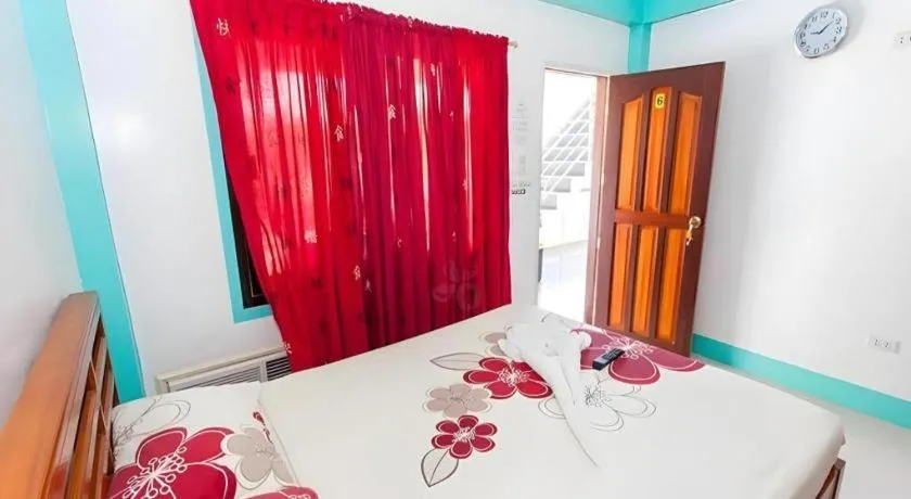 Bed in Palm Grove Saud Holiday Complex Hotel