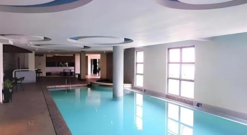 Mallberry Suites Business Hotel