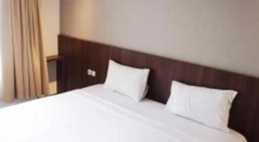 Bed in Bianco Costel