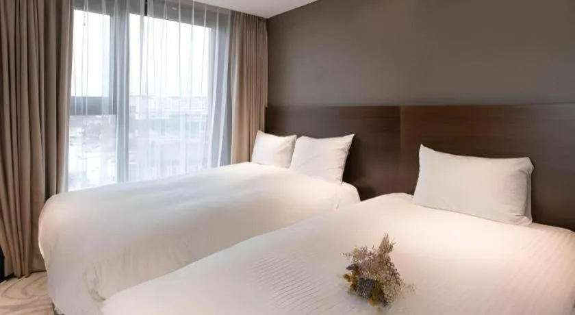 Bed in Ebenezer Hotel