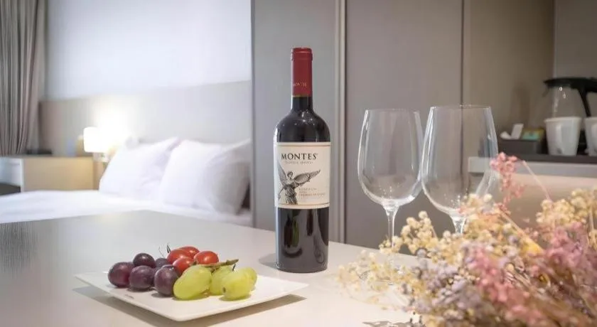 Bed in Ebenezer Hotel