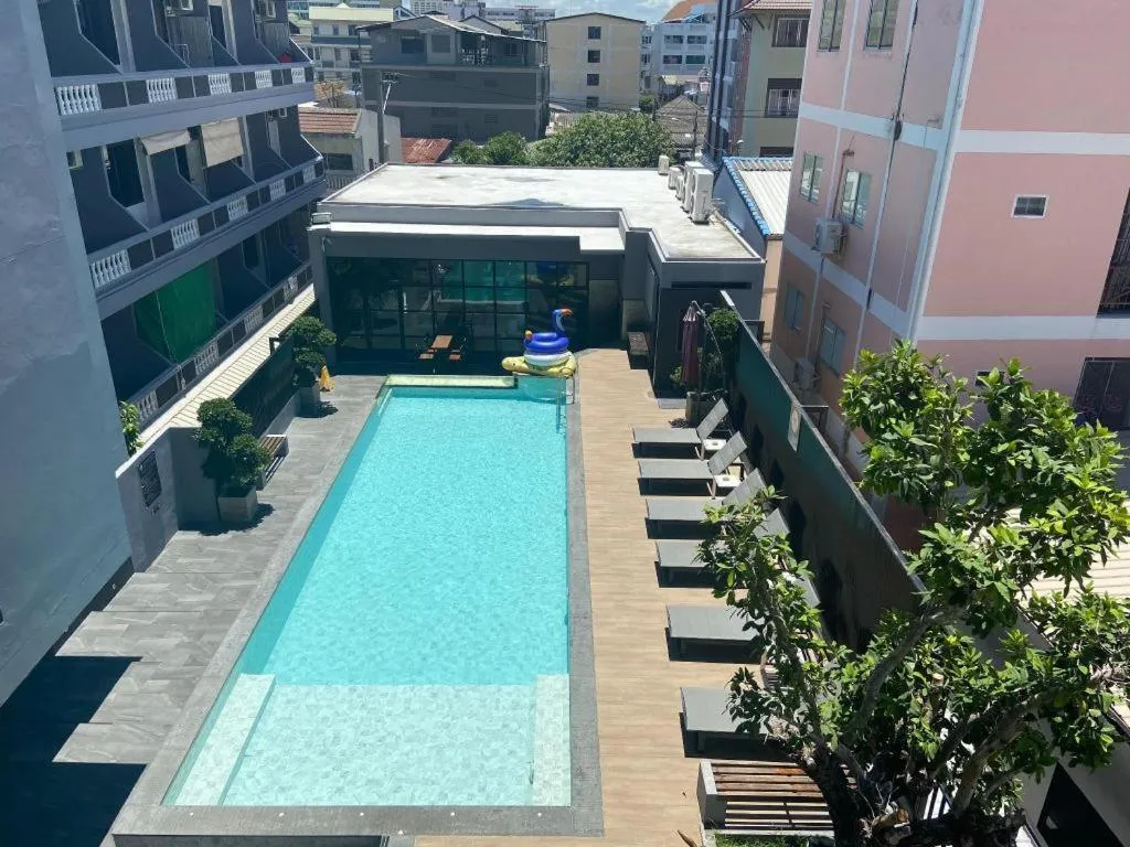 Sleep with me Pattaya