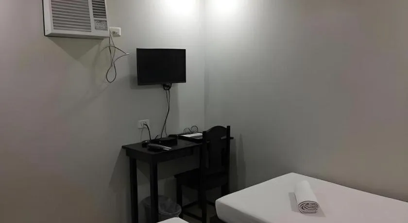 Sampaguita Suites Plaza Garcia