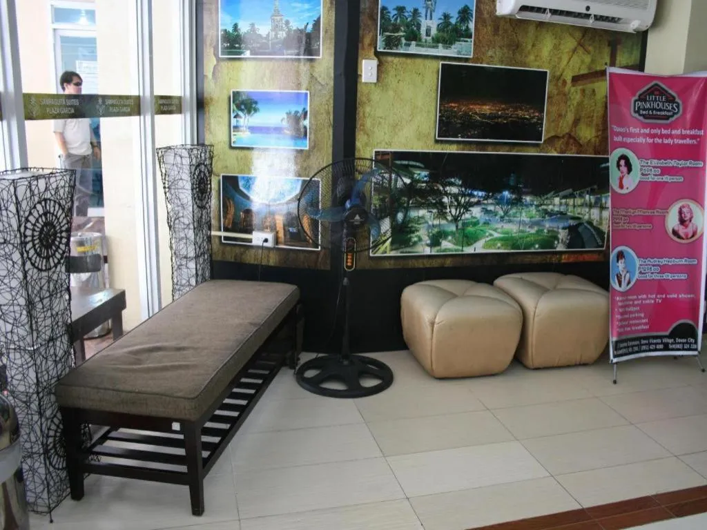 Sampaguita Suites Plaza Garcia