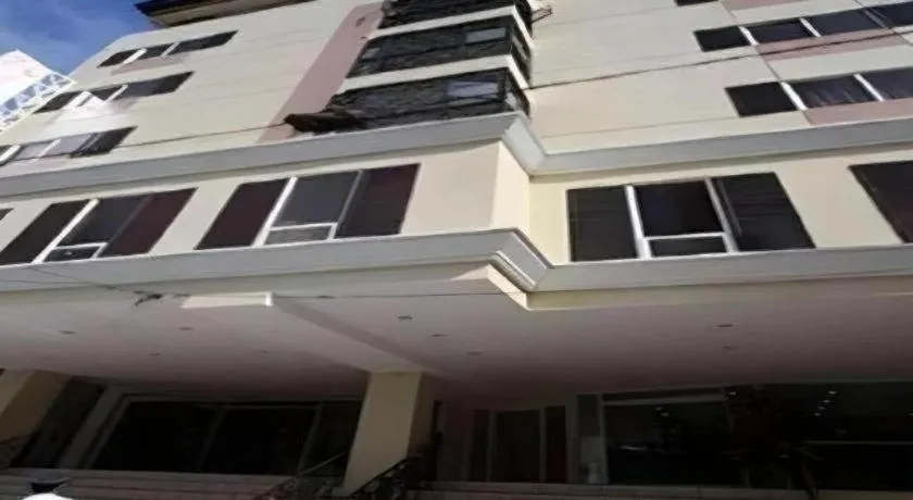 Sampaguita Suites Plaza Garcia