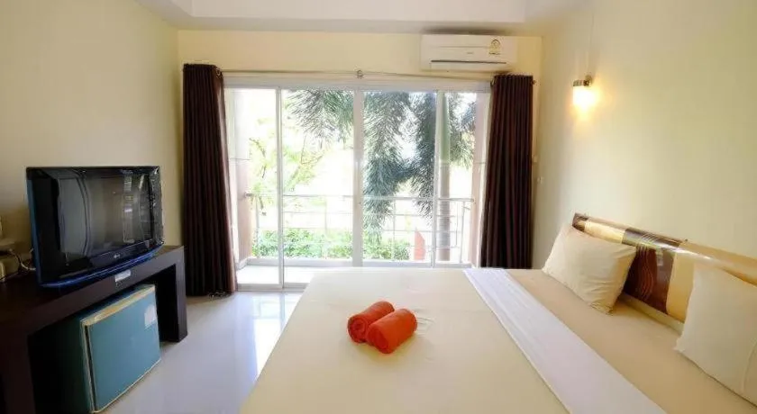 Bed in The Room Hotel