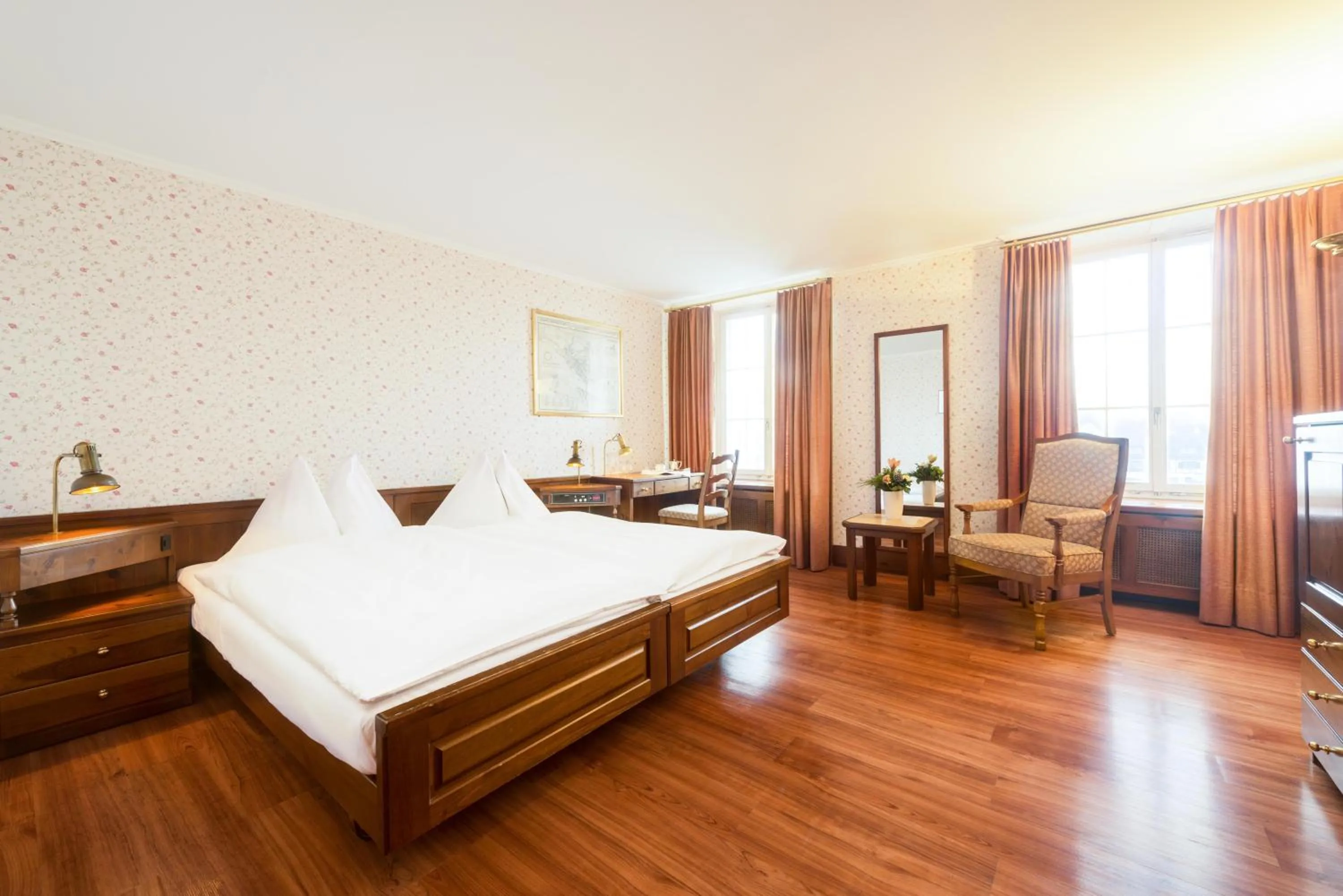 Bed in Hotel Rheinfels