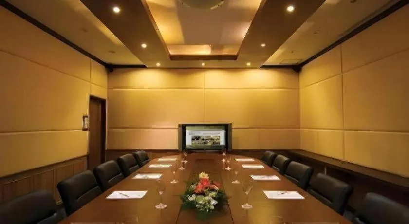 Western Grand Hotel Ratchaburi