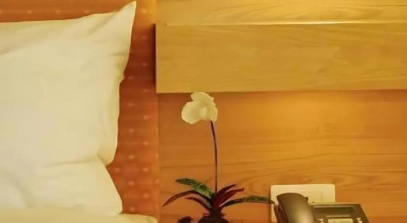 Western Grand Hotel Ratchaburi