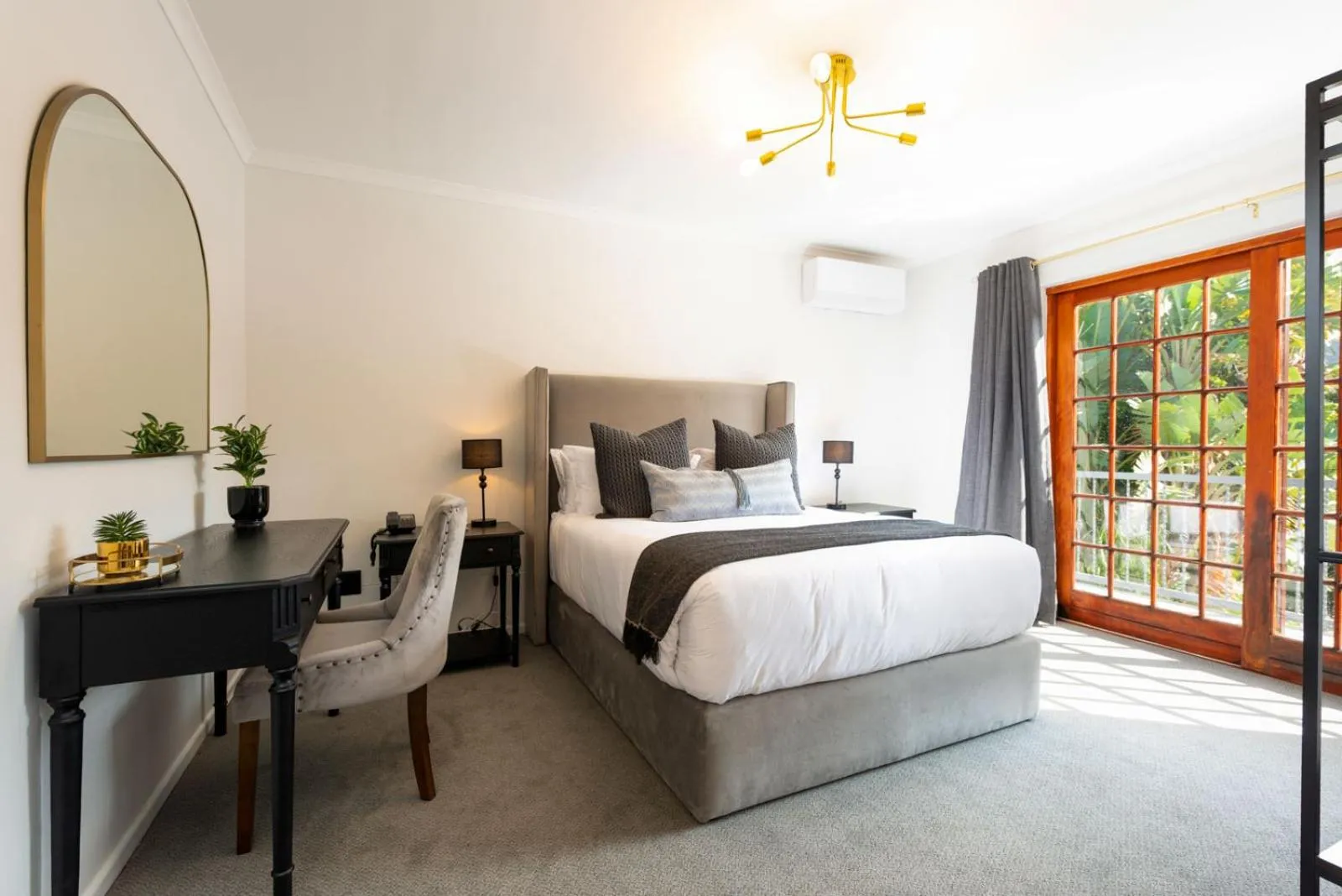 Bed in Palm House Boutique Hotel and Spa