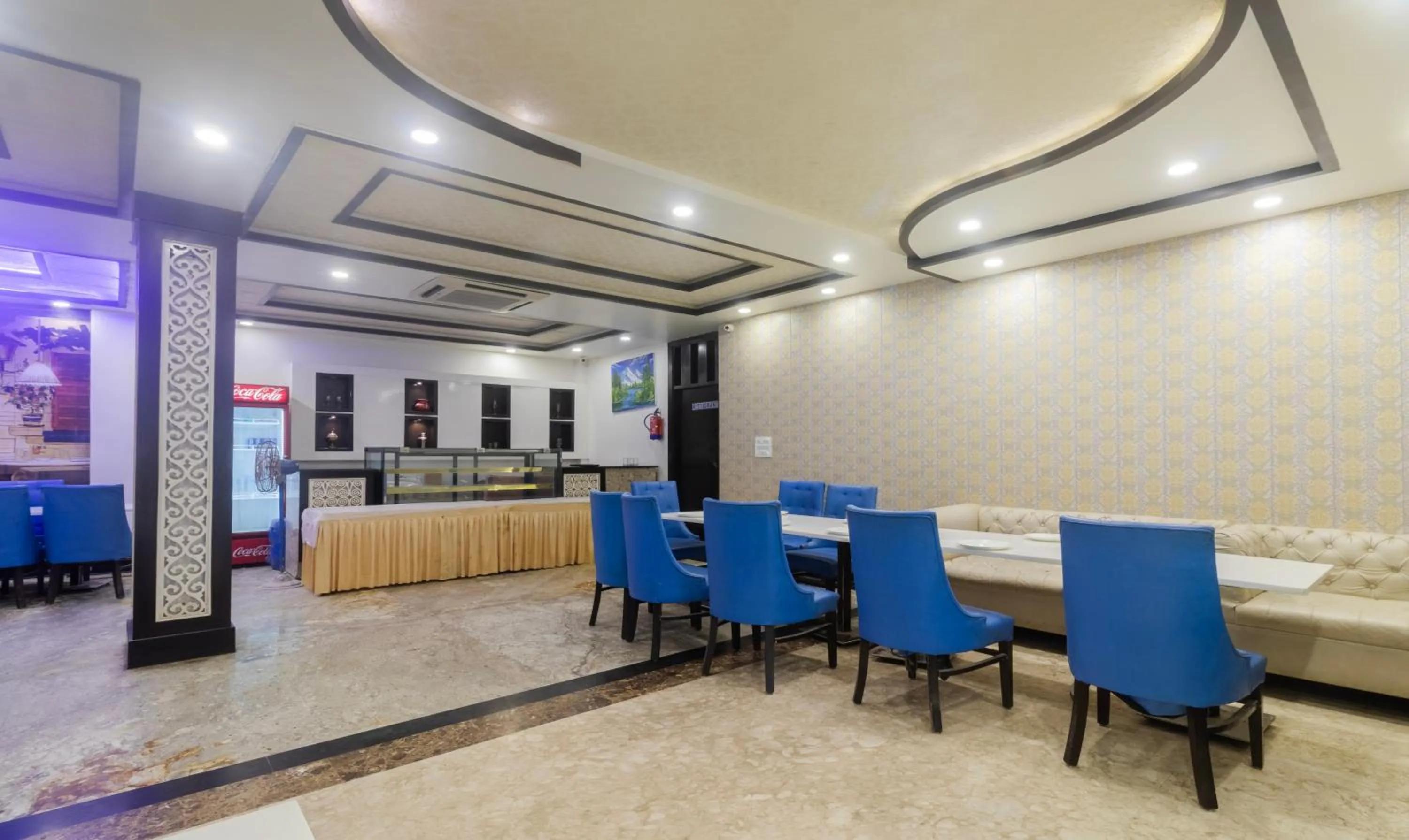 Restaurant/places to eat in Treebo The Royal Taj, Near Taj Mahal