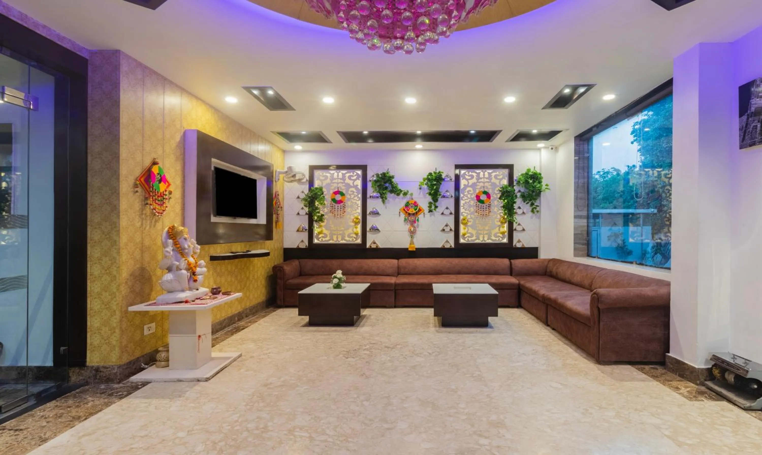 Seating area in Treebo The Royal Taj, Near Taj Mahal