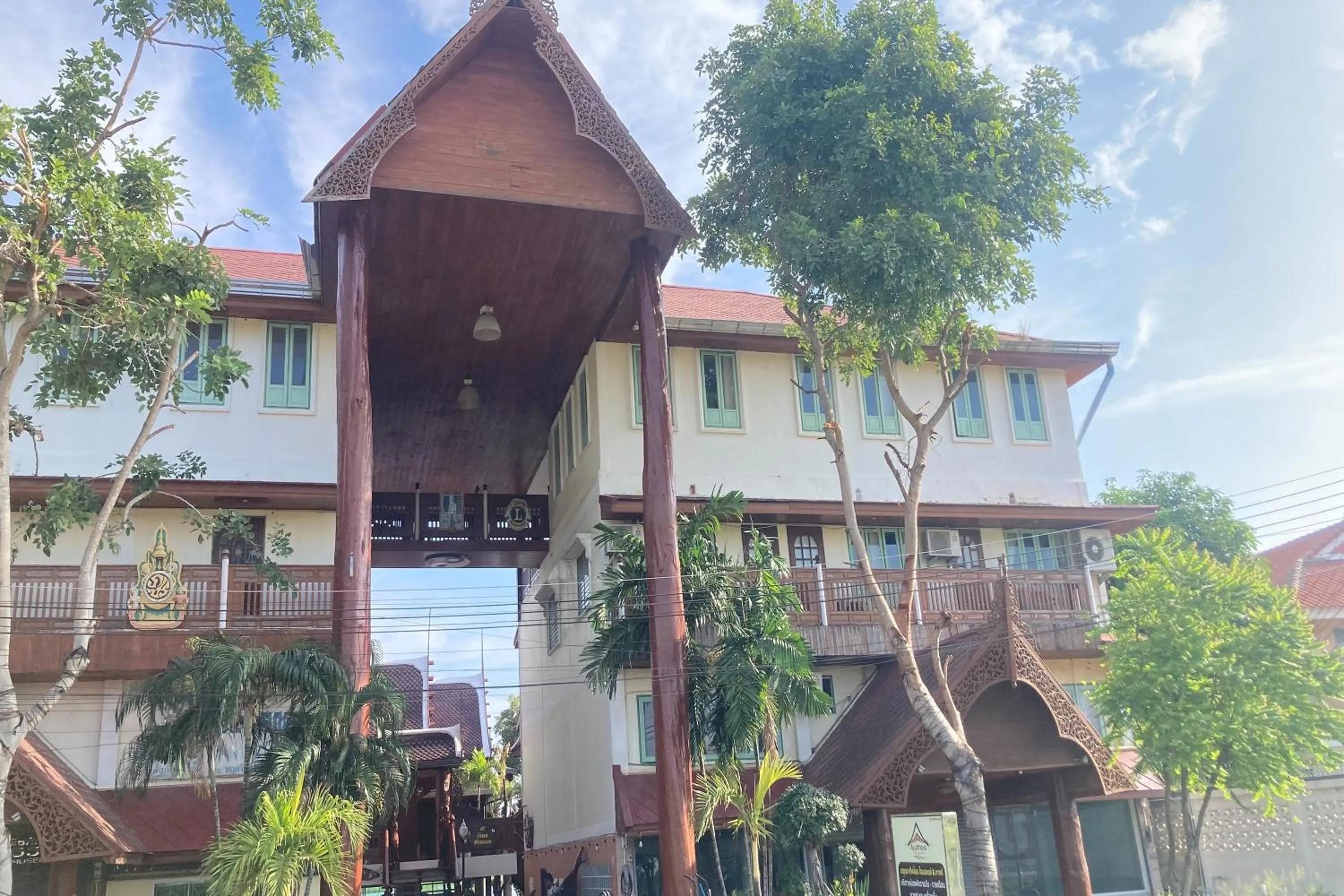 Property building in Ruenthai Ayutthaya Resort and Restaurant