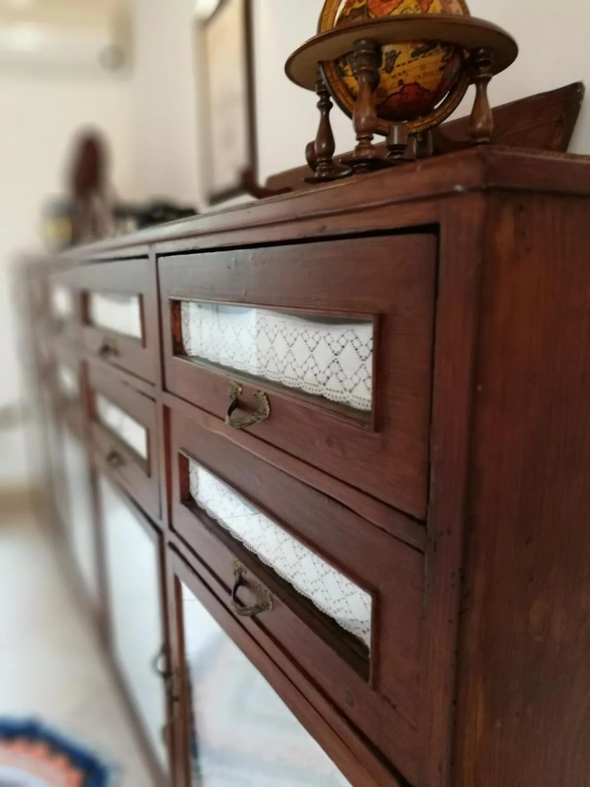 Decorative detail in La Via del Carretto B&B