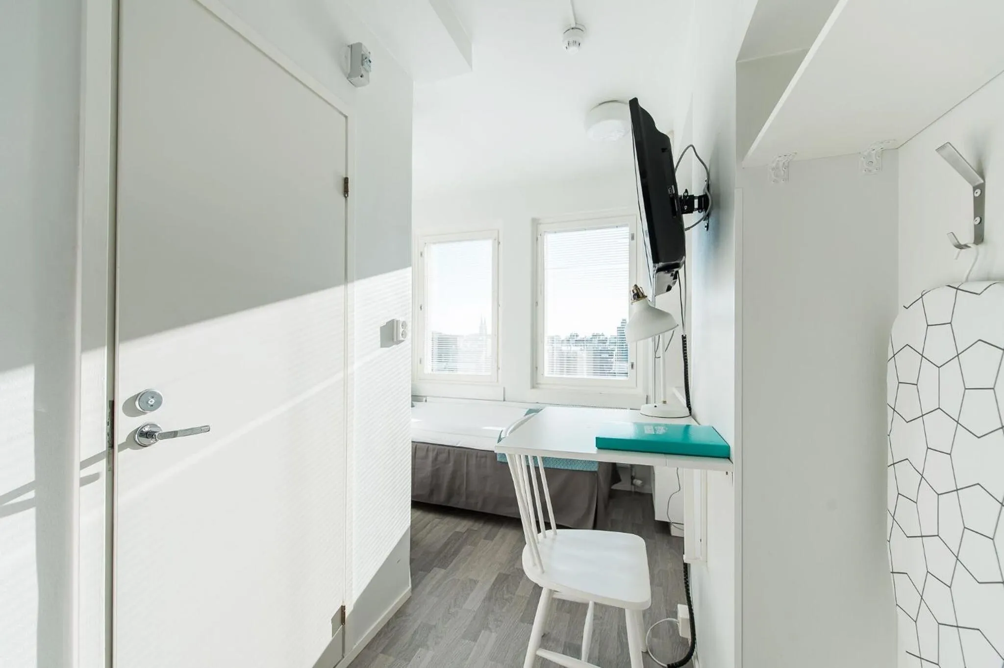 TV and multimedia in Forenom Aparthotel Helsinki Kamppi - contactless check-in