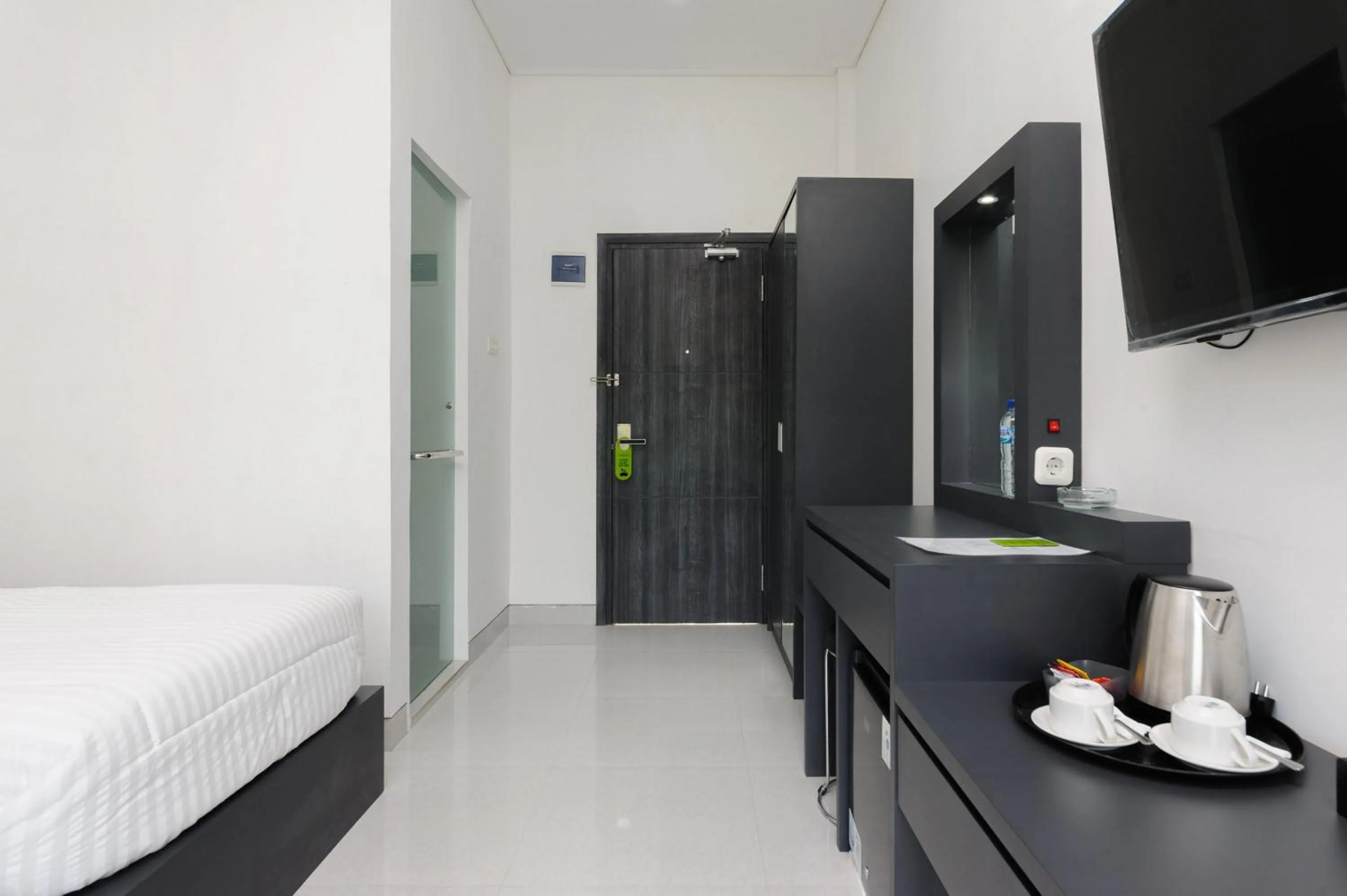 Bedroom, Bed in Urbanview Hotel AnD Lampung by RedDoorz