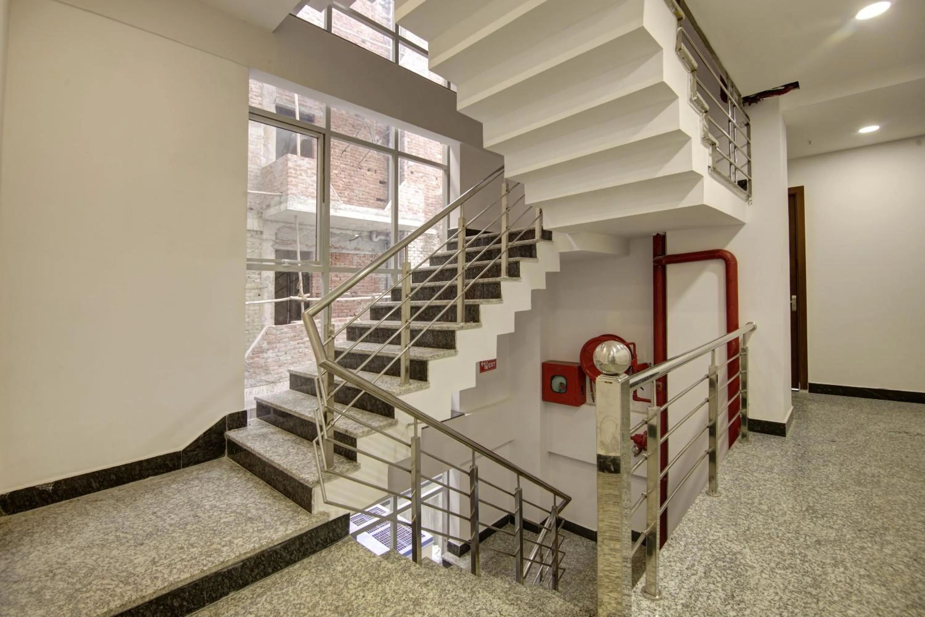 Property building in Hotel La Mirage