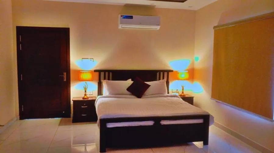 Bed in Gulberg Suites