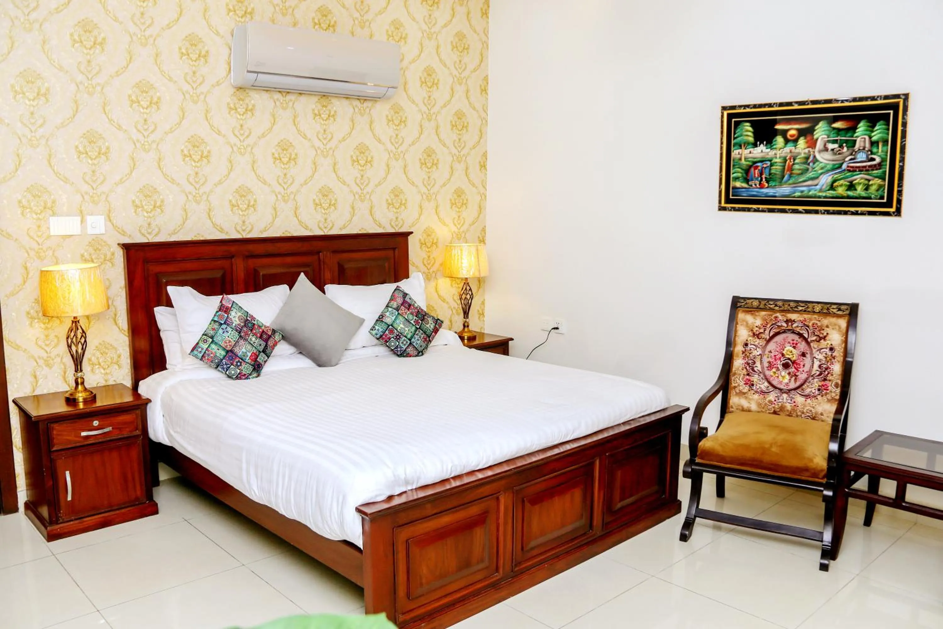 Bed in Gulberg Suites