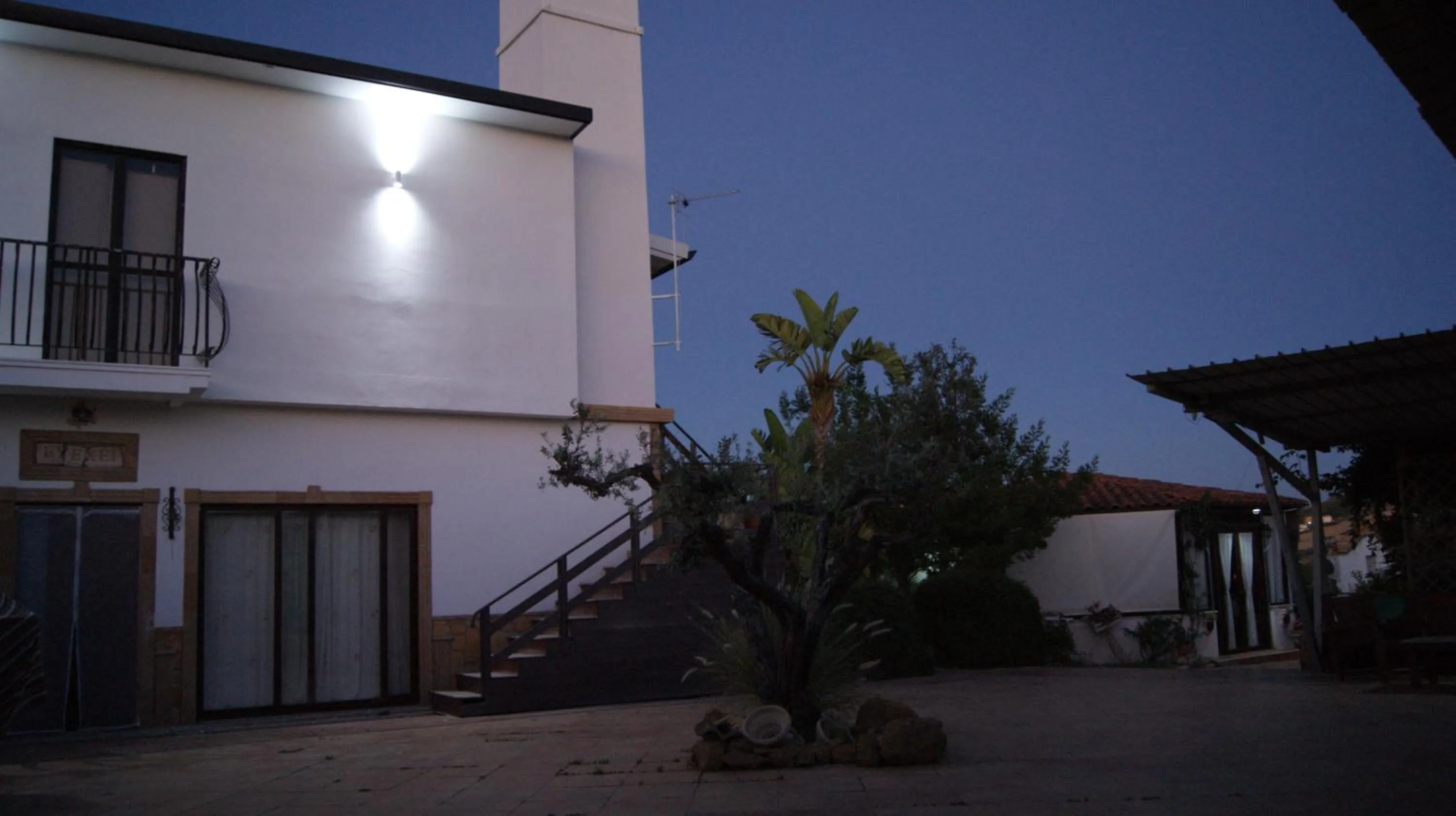 Property building in B&B Eyexei Domus