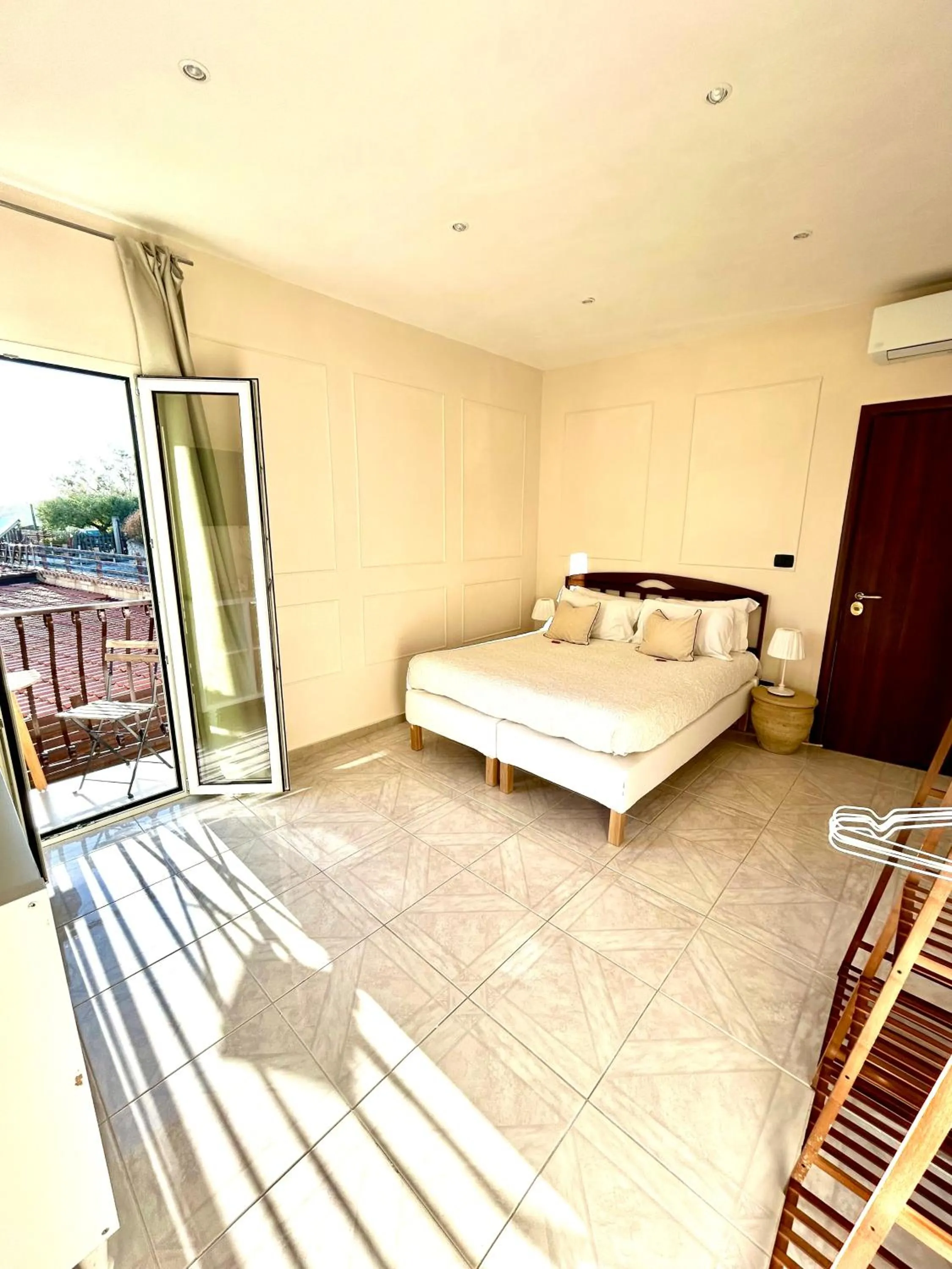 Bedroom, Bed in B&B Eyexei Domus