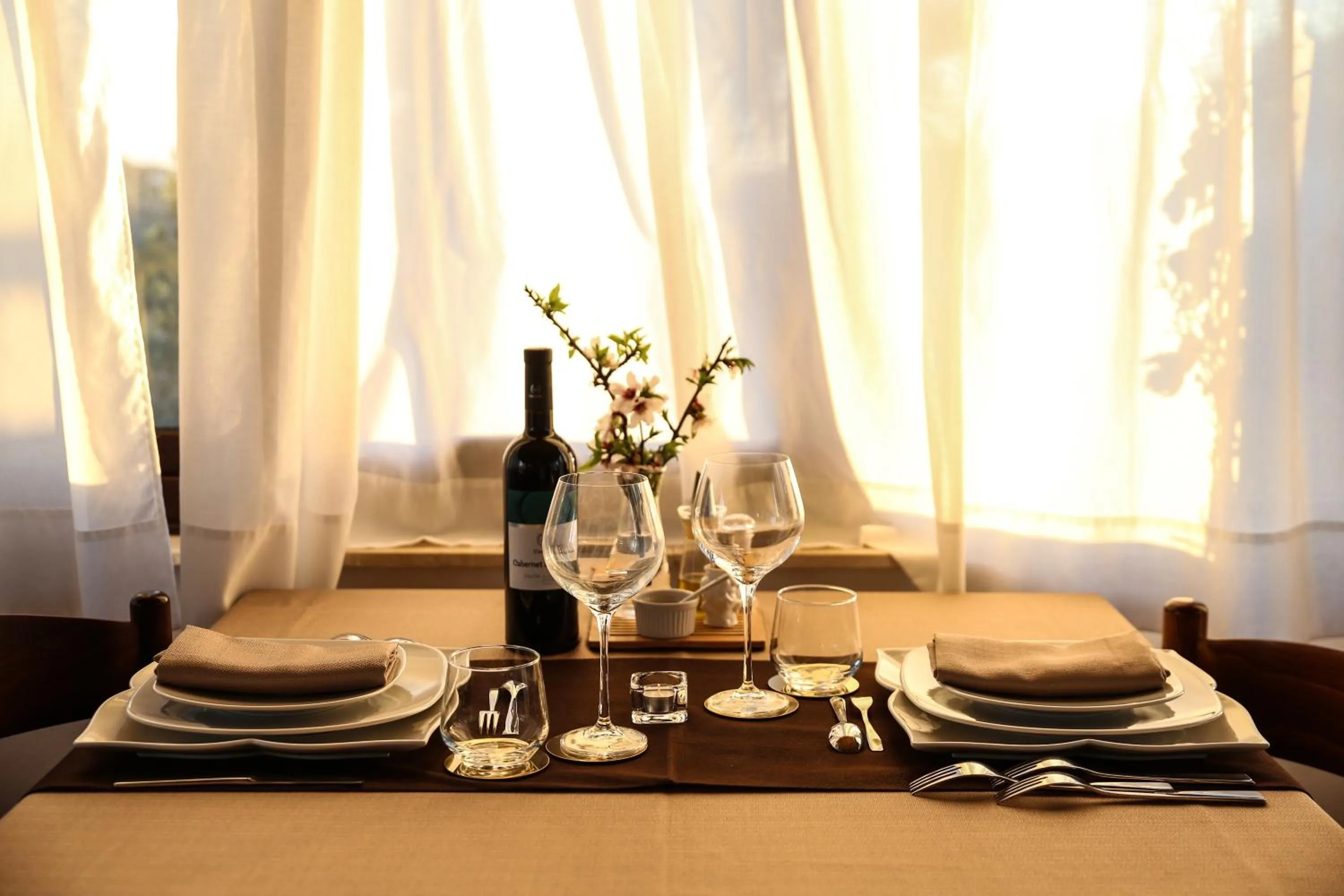 Restaurant/places to eat in B&B Eyexei Domus