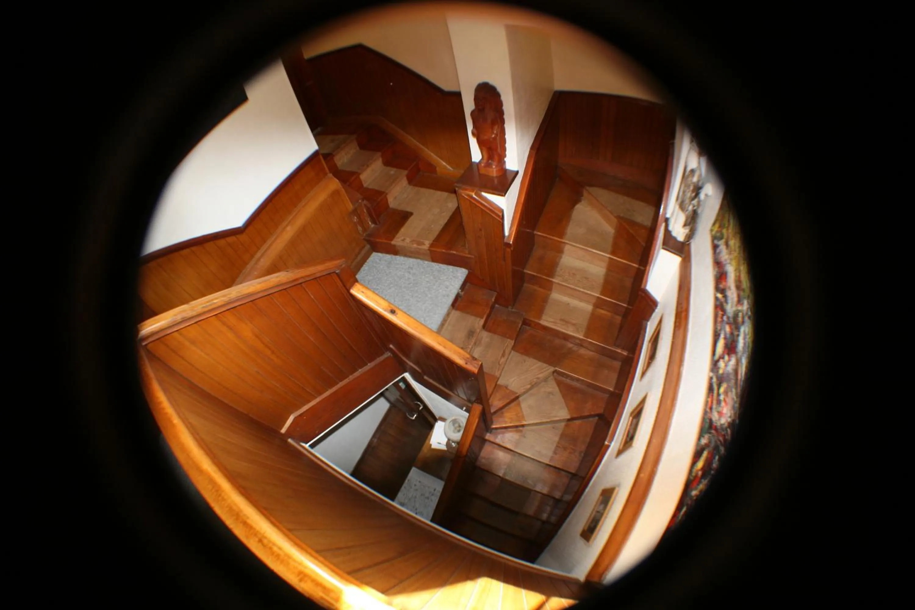 Bird's eye view in The Whitehouse