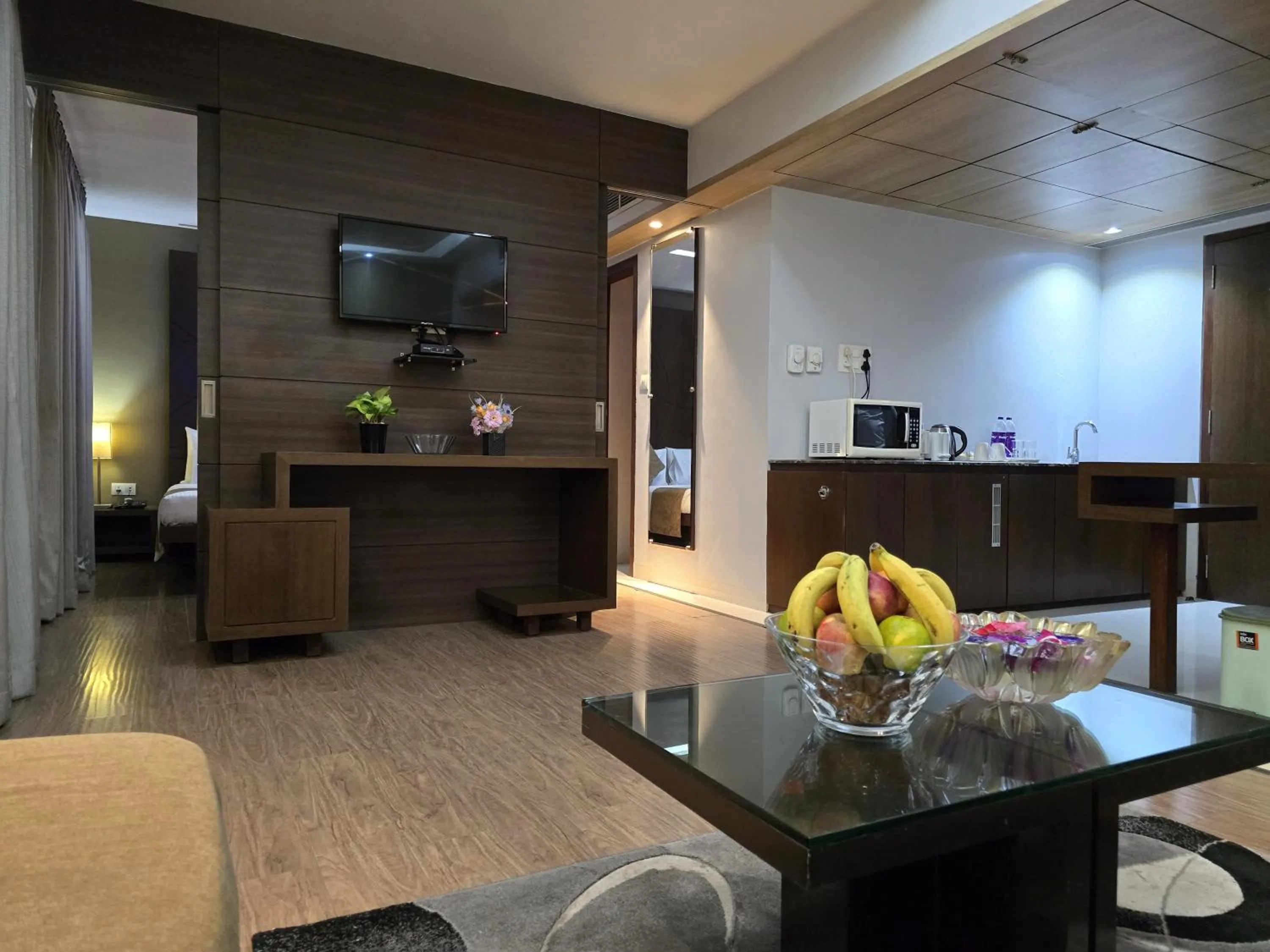 TV and multimedia in Hotel Daaysco Oley Allo