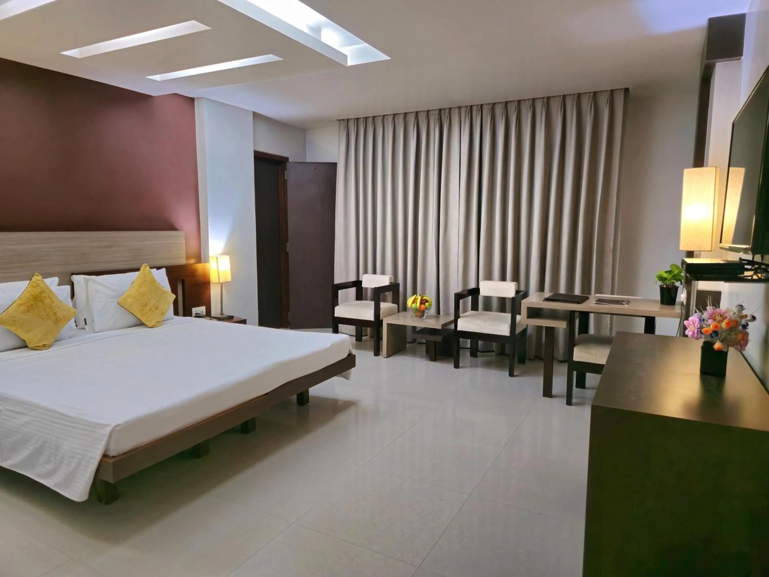 Living room, Bed in Hotel Daaysco Oley Allo