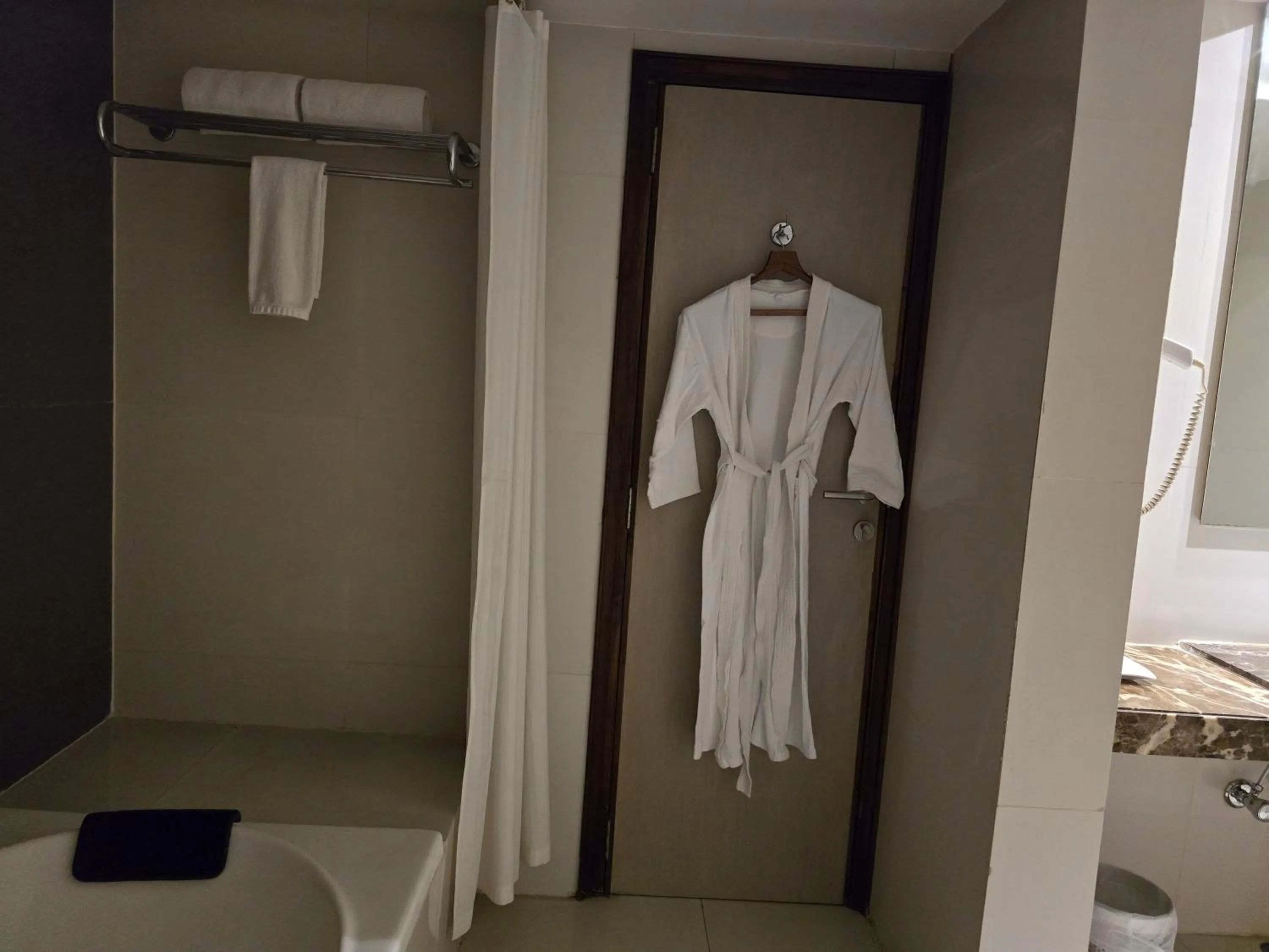 Bathroom in Hotel Daaysco Oley Allo