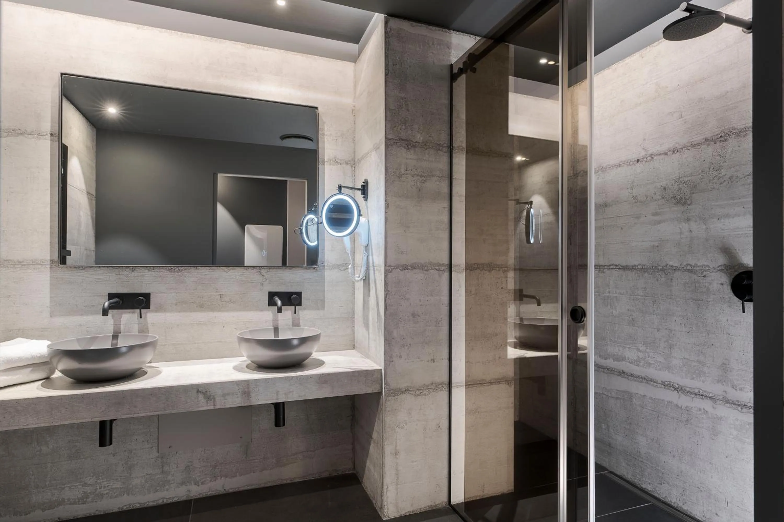 Bathroom in Catania Smart Hotel