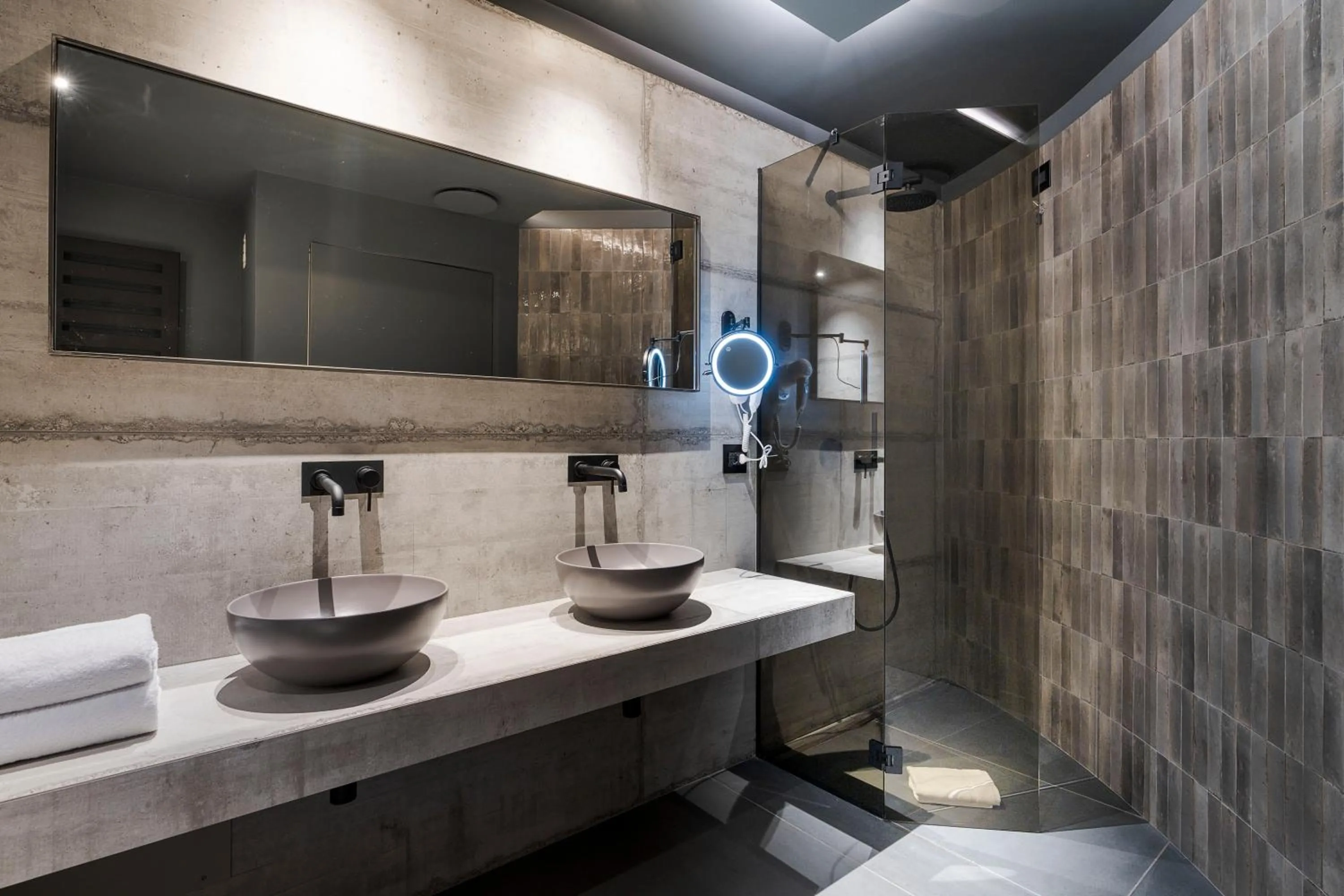 Bathroom in Catania Smart Hotel