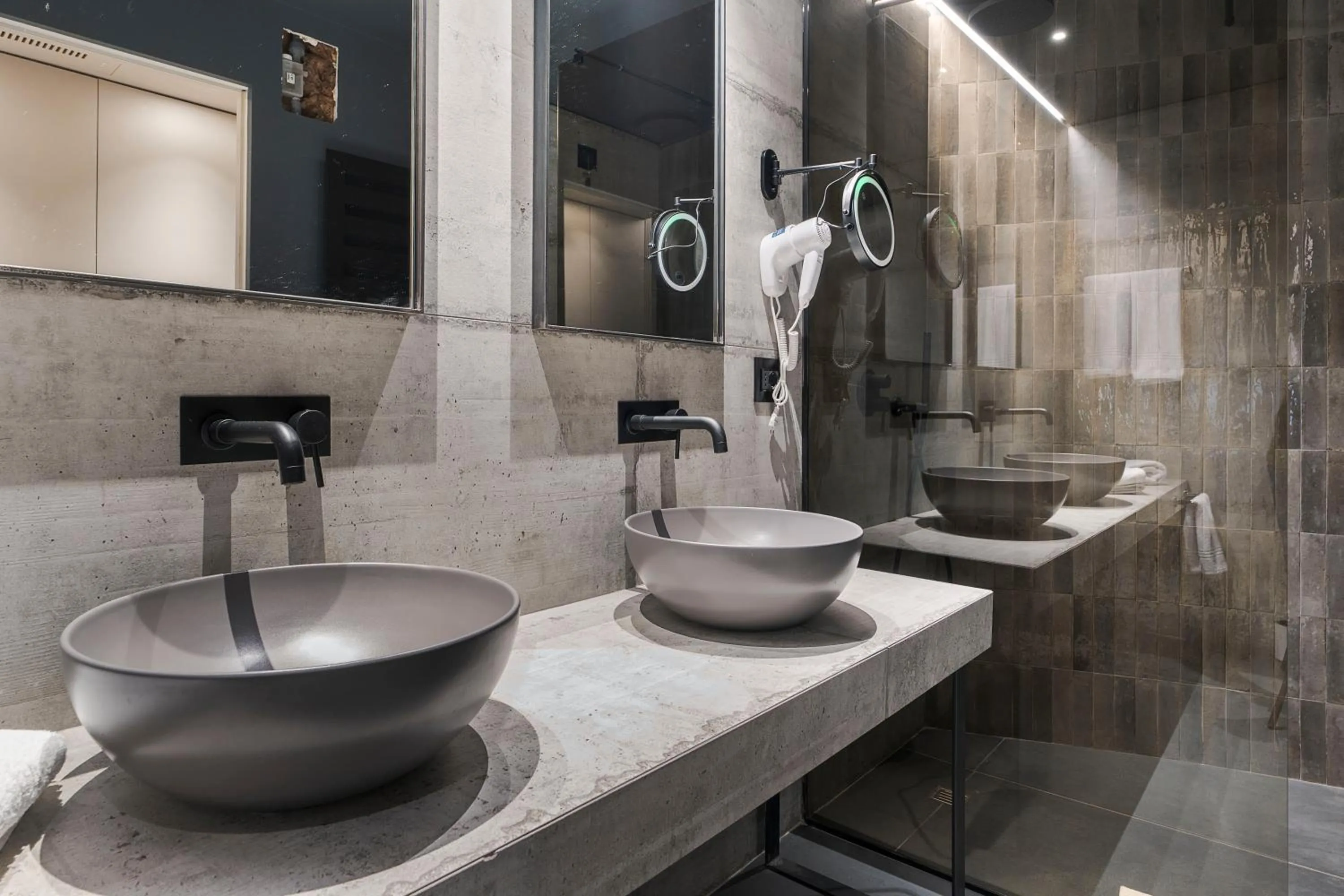 Bathroom in Catania Smart Hotel