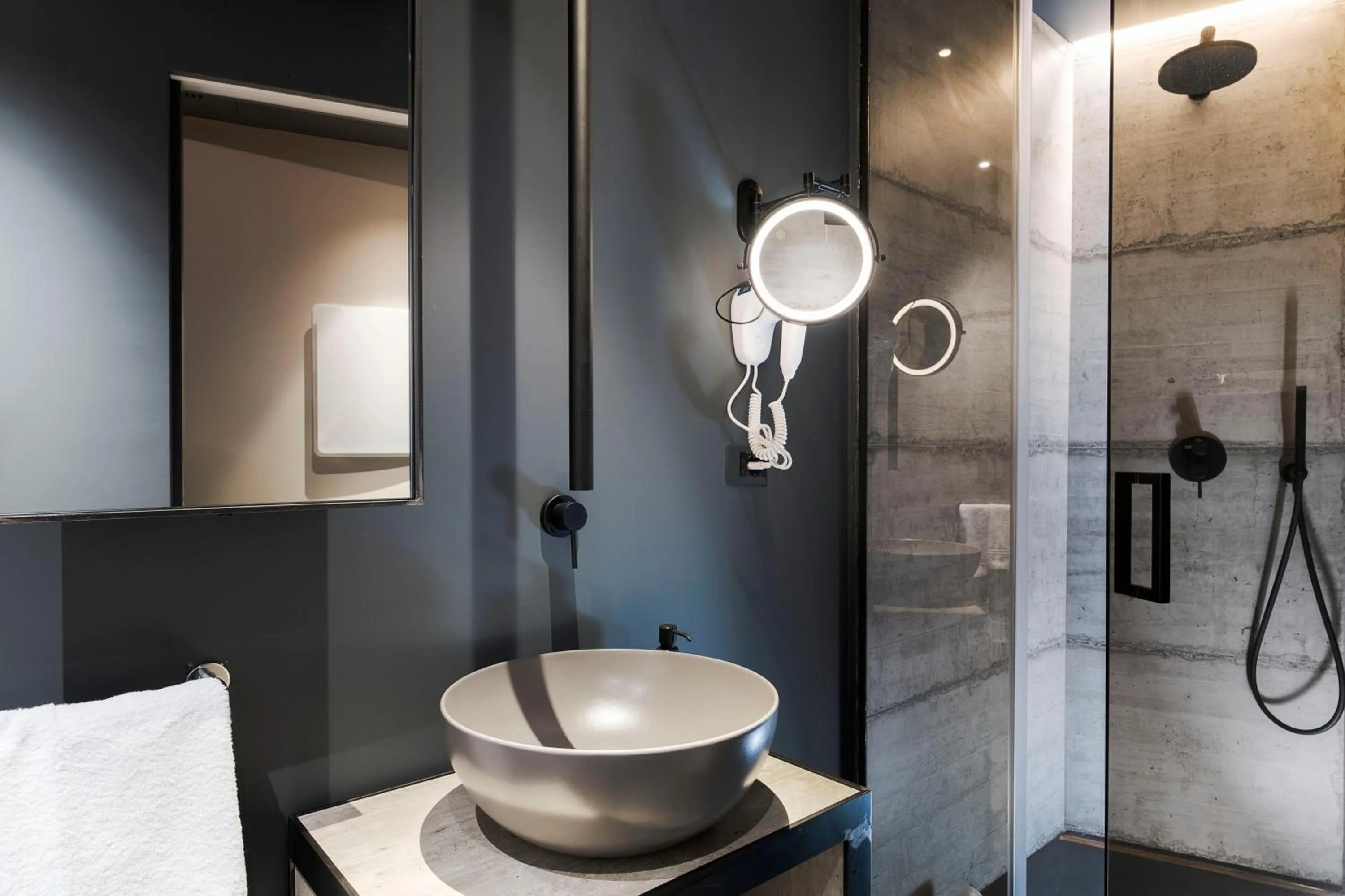 Bathroom in Catania Smart Hotel