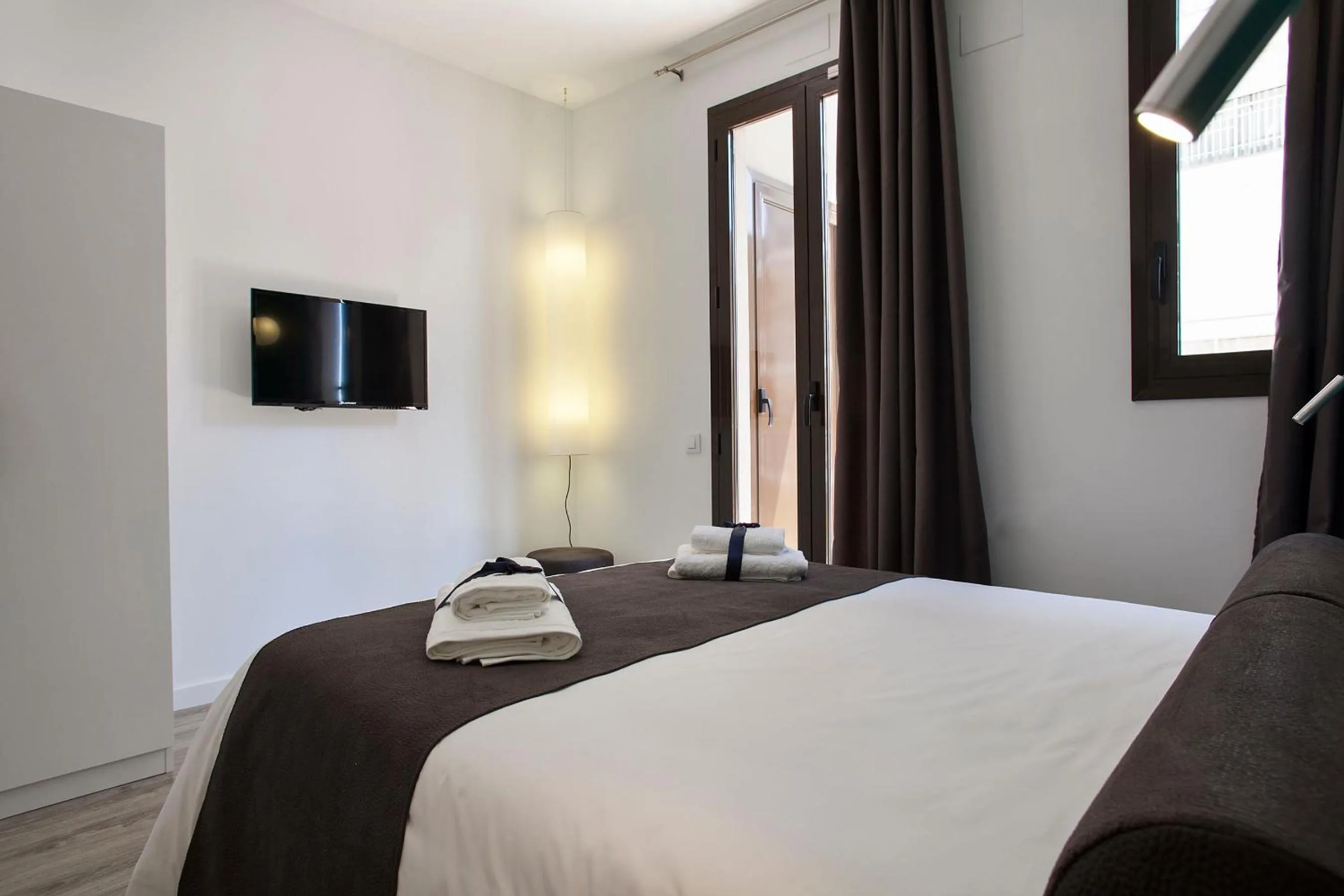 Bedroom, Bed in Habitat Apartments ADN