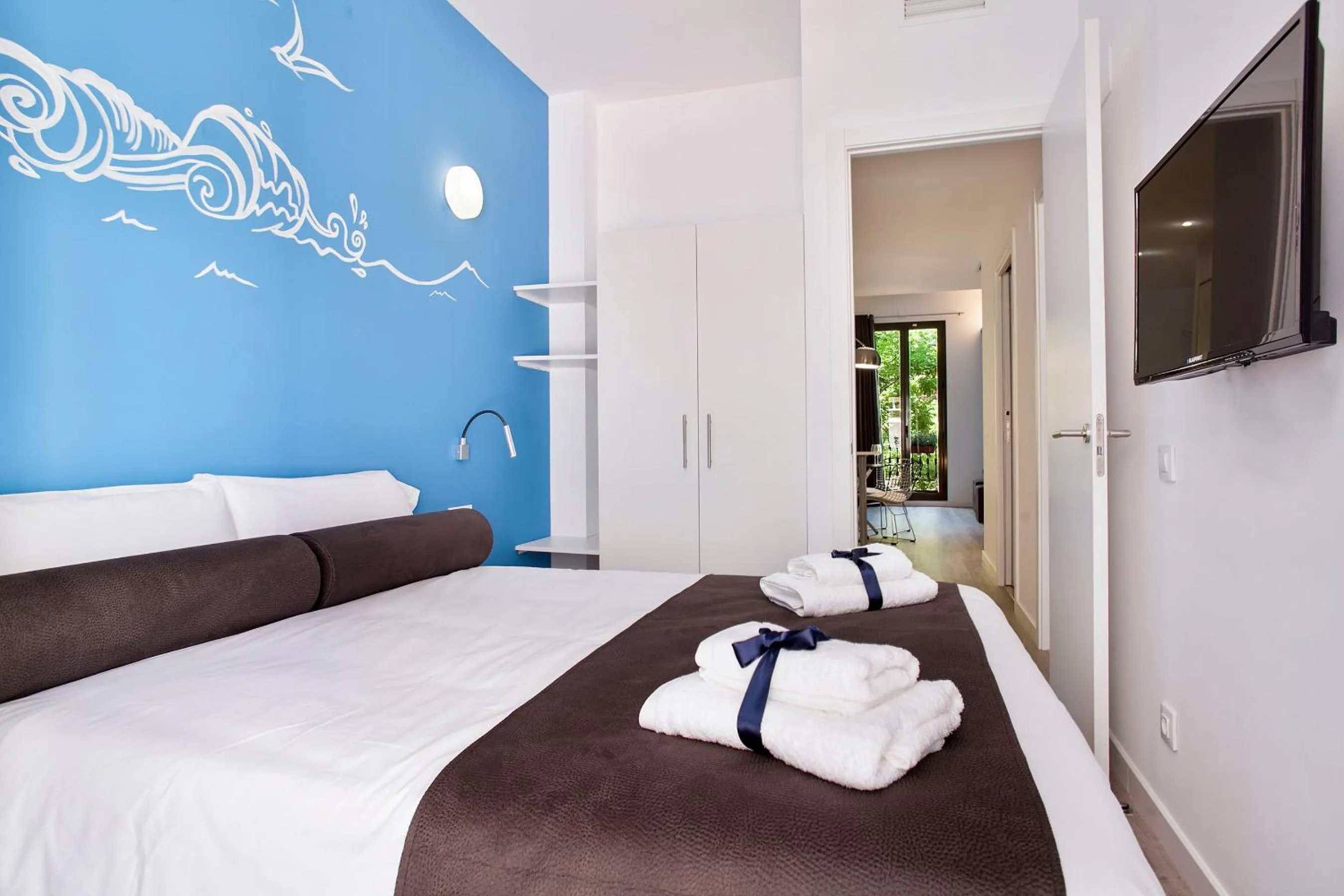 Bedroom, Bed in Habitat Apartments ADN