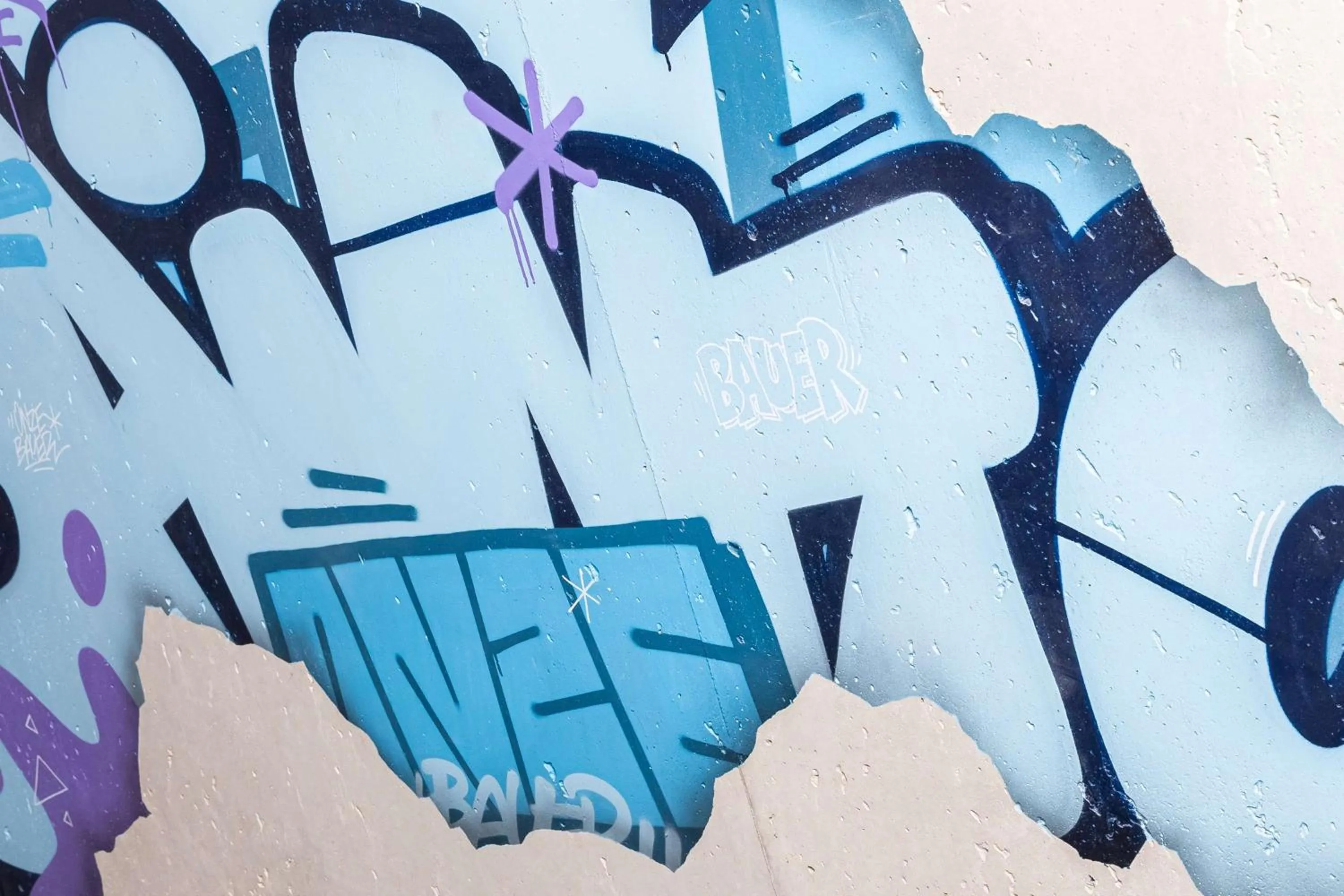 Lobby or reception in Best Western 11BAUER Paris Saint-Ouen