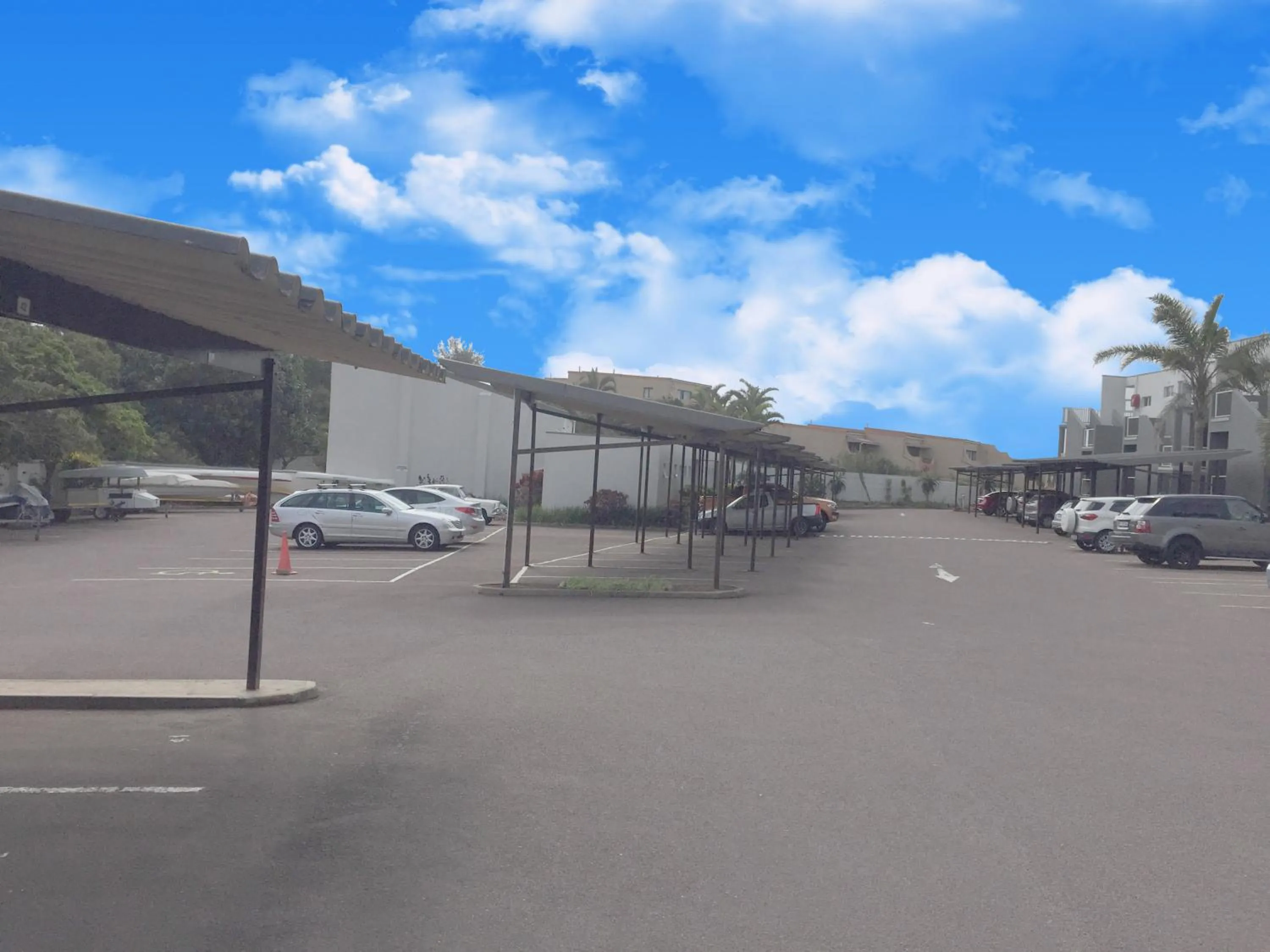 Property building in Sands Beach Breaks Umdloti Beach View