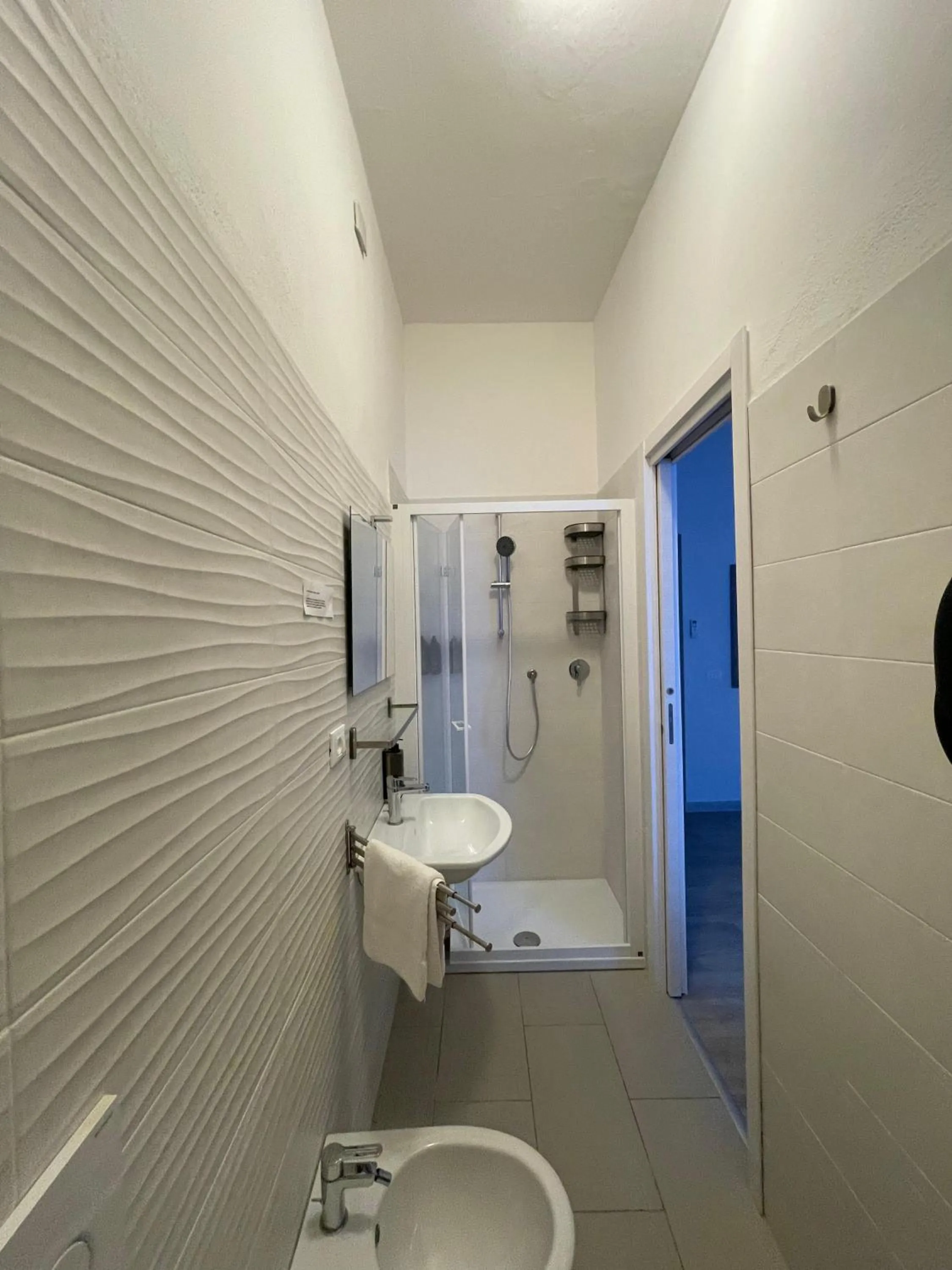 Shower in Hotel l'Etrusco - San Vincenzo