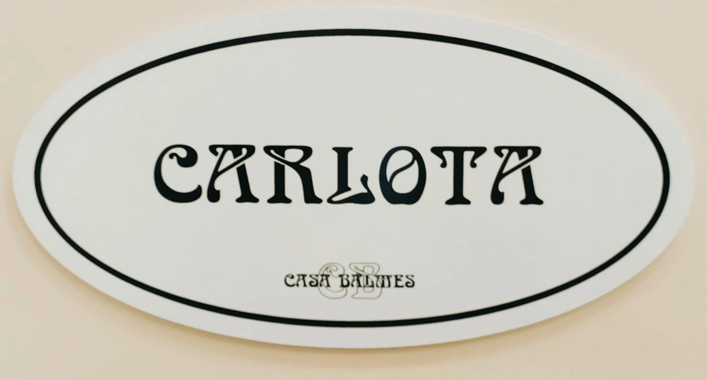 Logo/Certificate/Sign in Casa Balmes