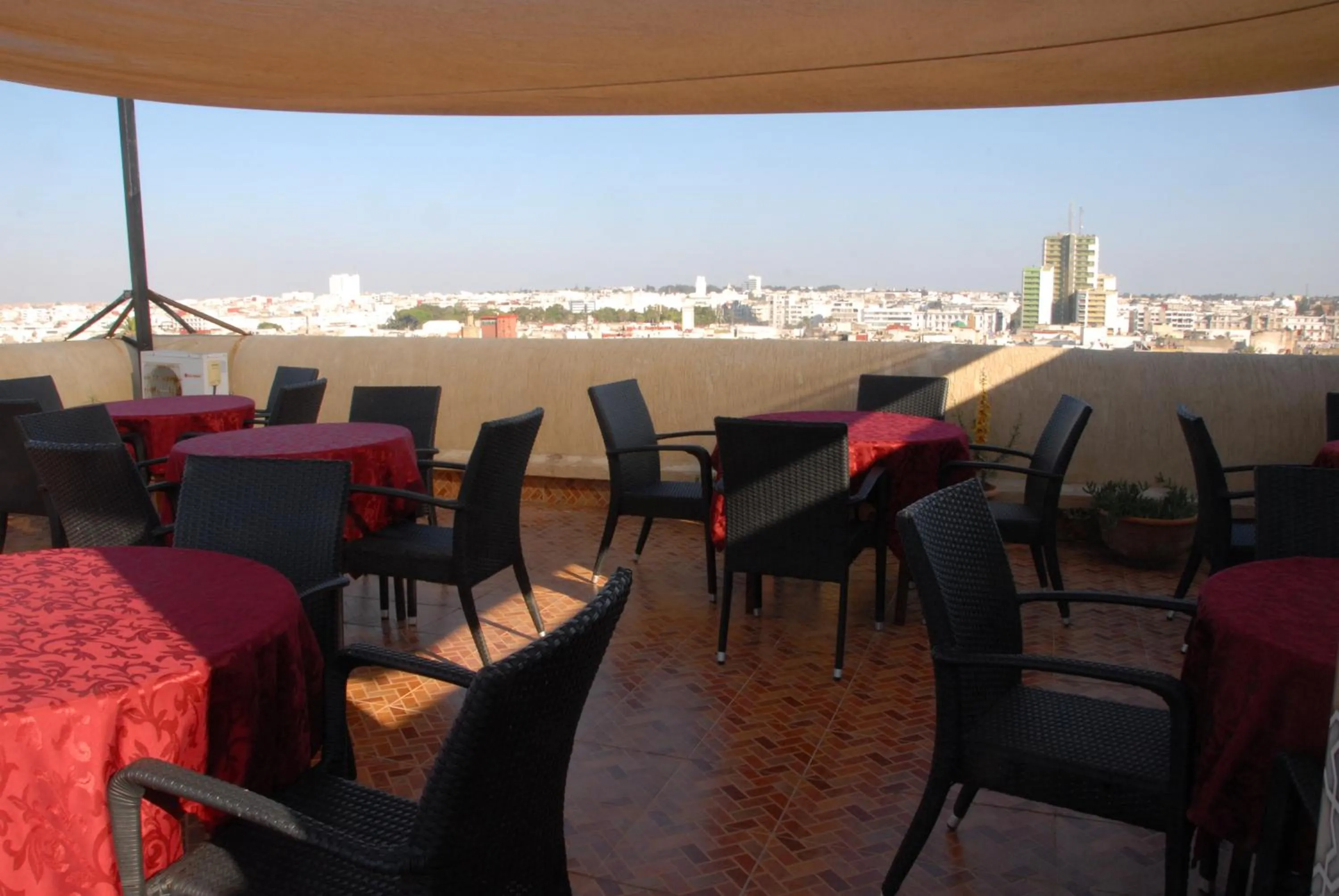 Patio, Restaurant/Places to Eat in Hotel Darna