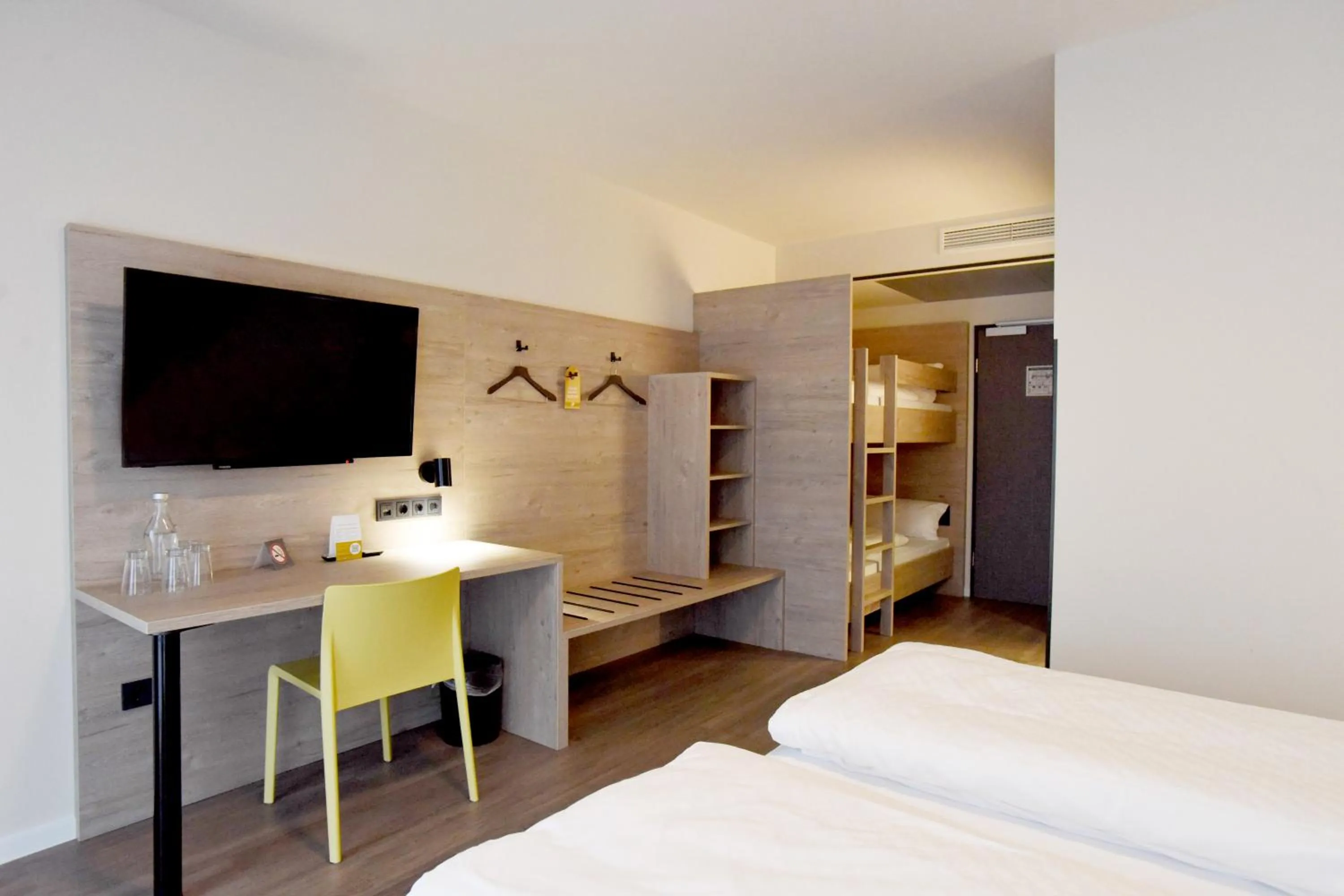 Bed in DiMas Hotel Ettenheim - Rust