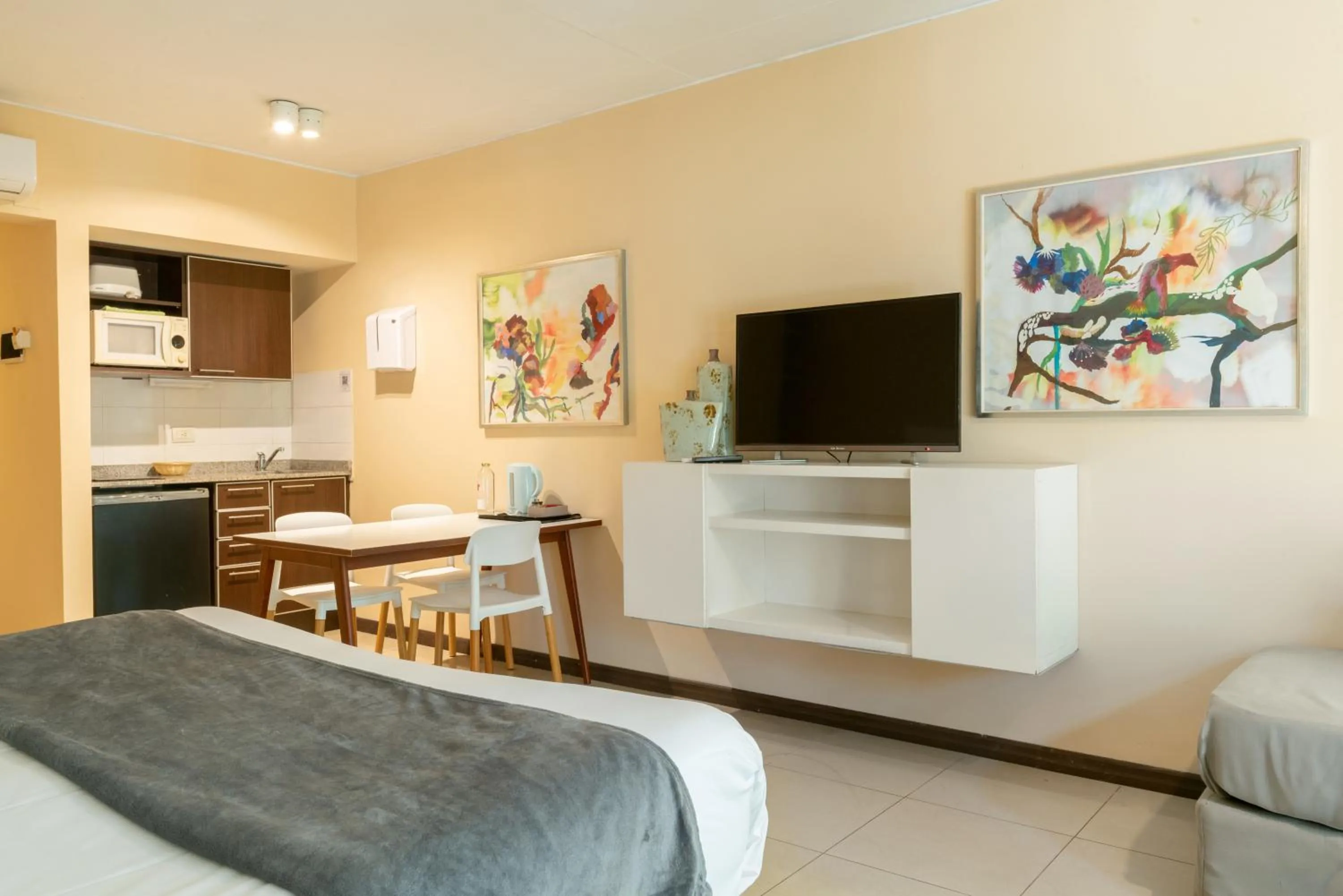 TV and multimedia in Feel Buenos Aires Apartments