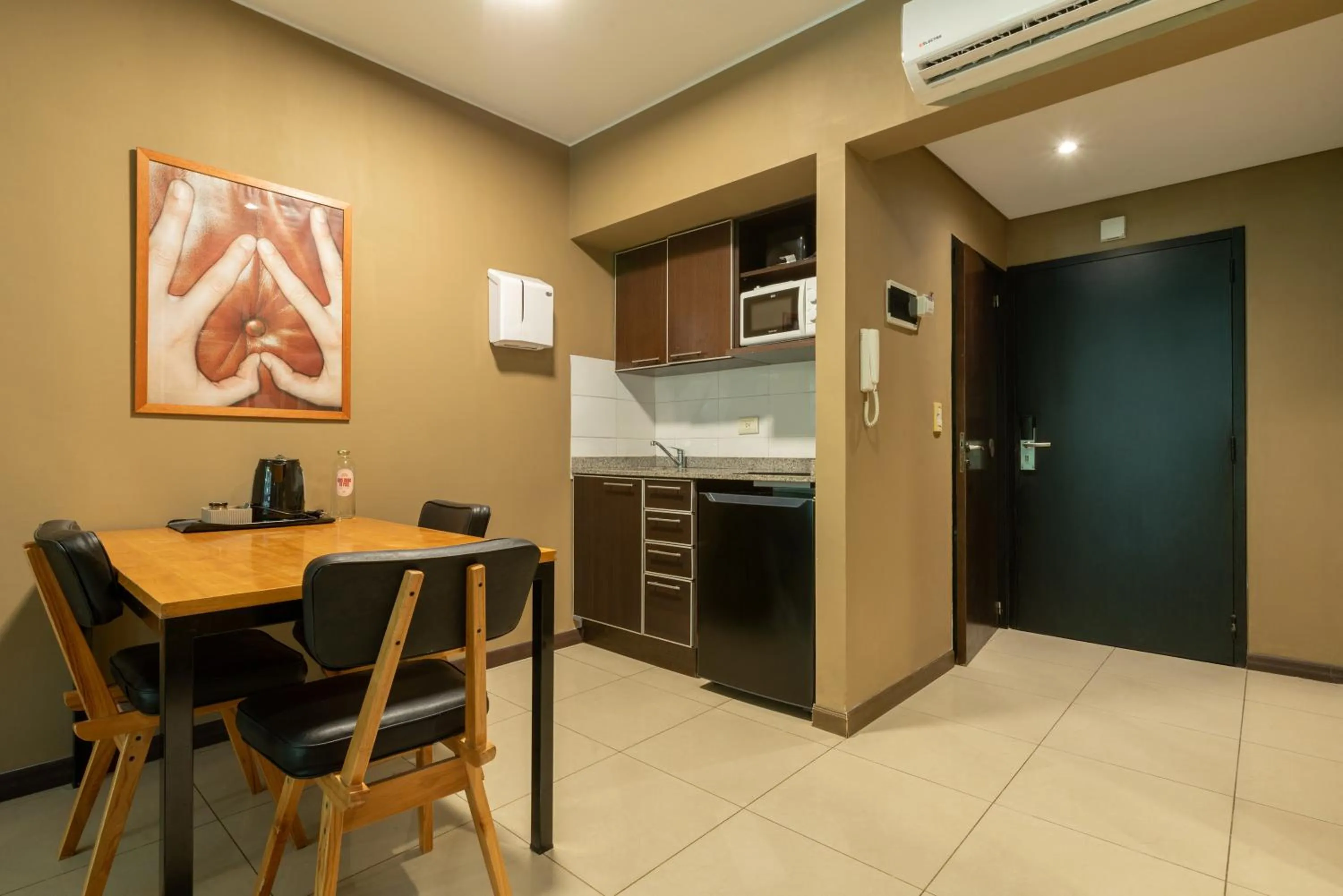 stove in Feel Buenos Aires Apartments