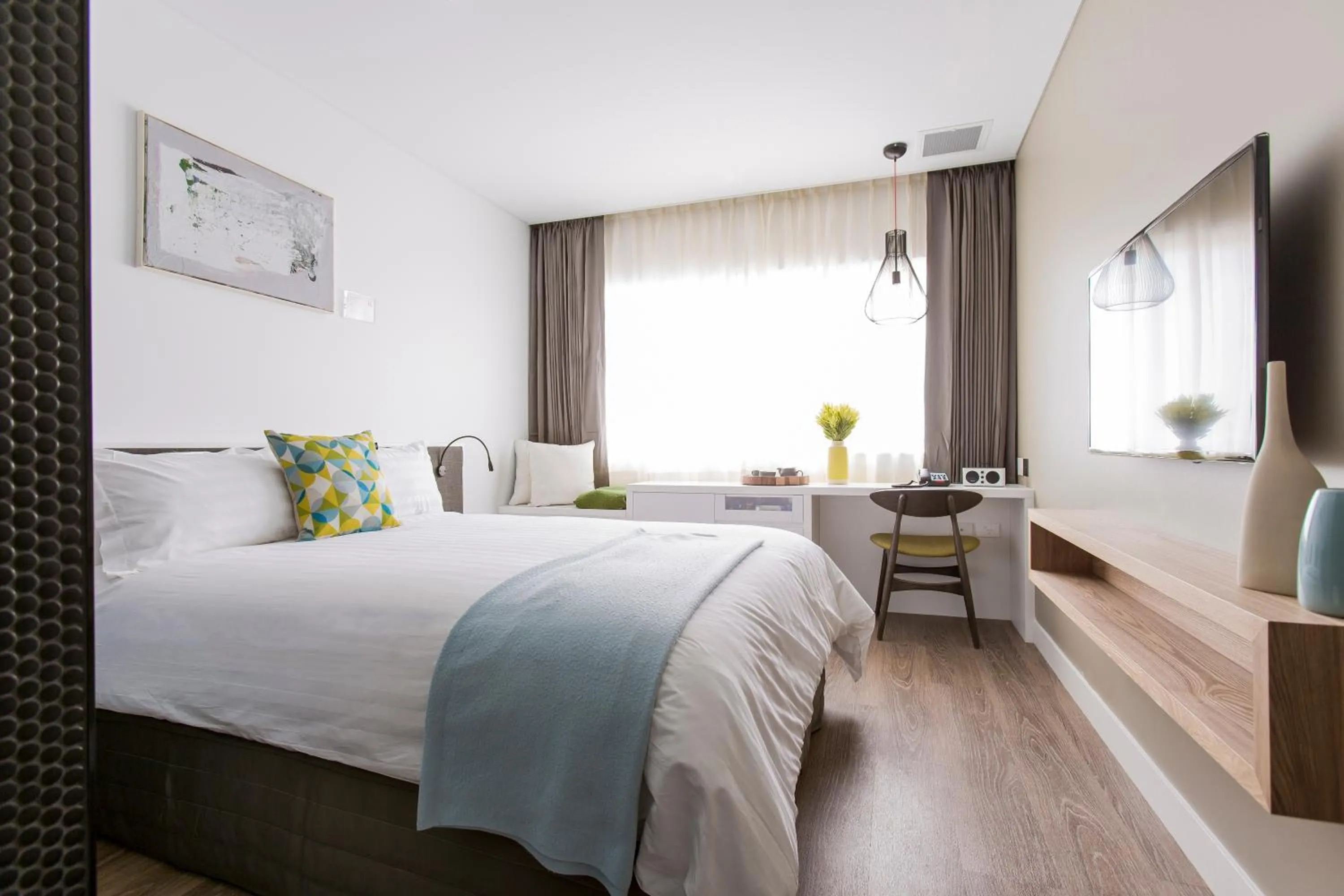 Bed in The Kingsford, an Ascend Collection Hotel