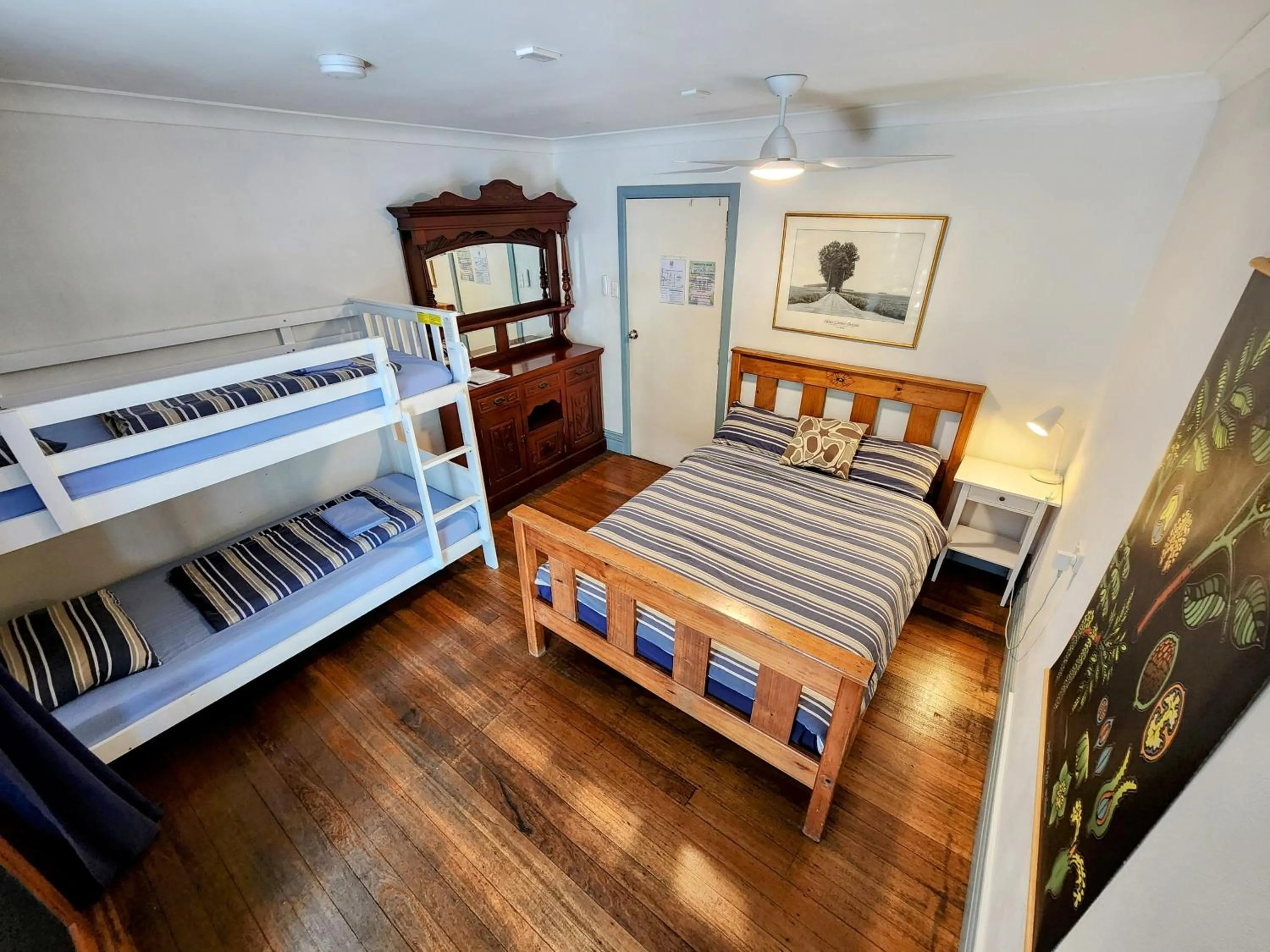 Family, Bed in Bellingen Belfry Guesthouse