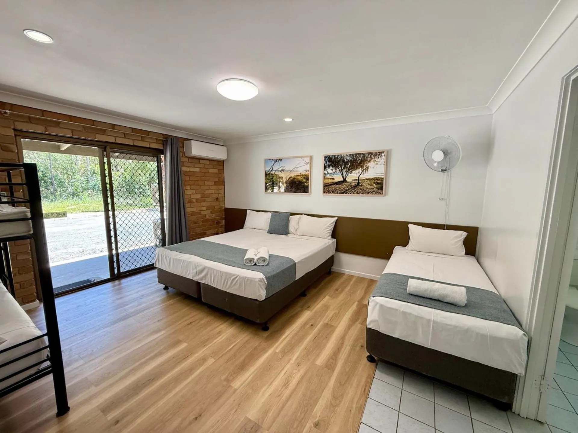 Bedroom, Bed in Noosa North Shore Retreat