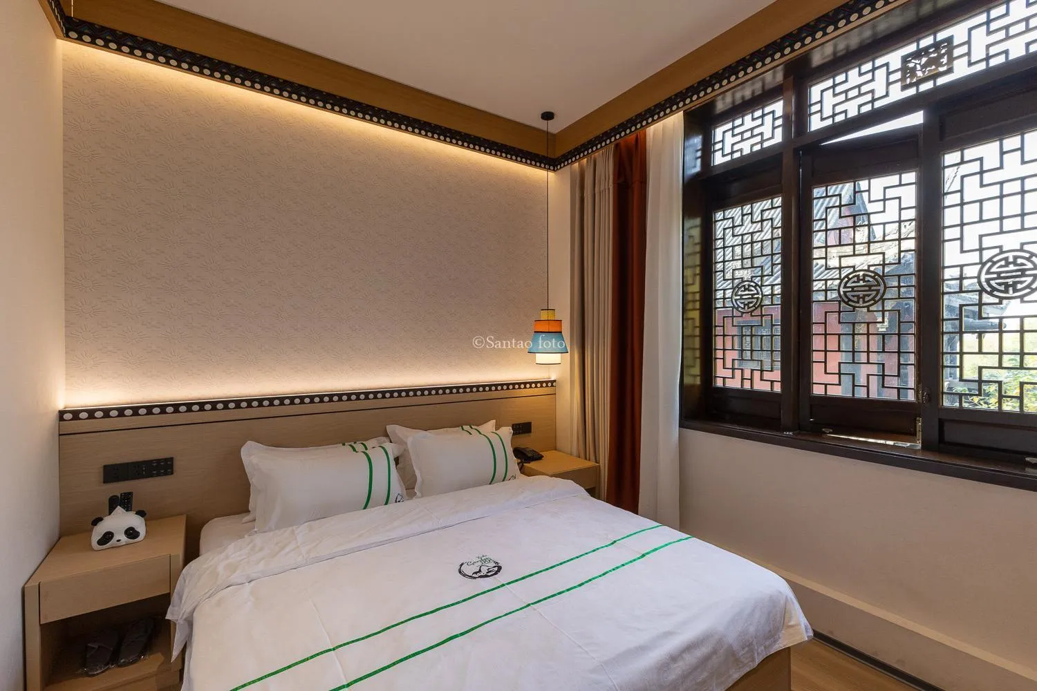 Bedroom, Bed in Xishu Garden Inn - Travel Agency service - Car Rent service - English Speaking